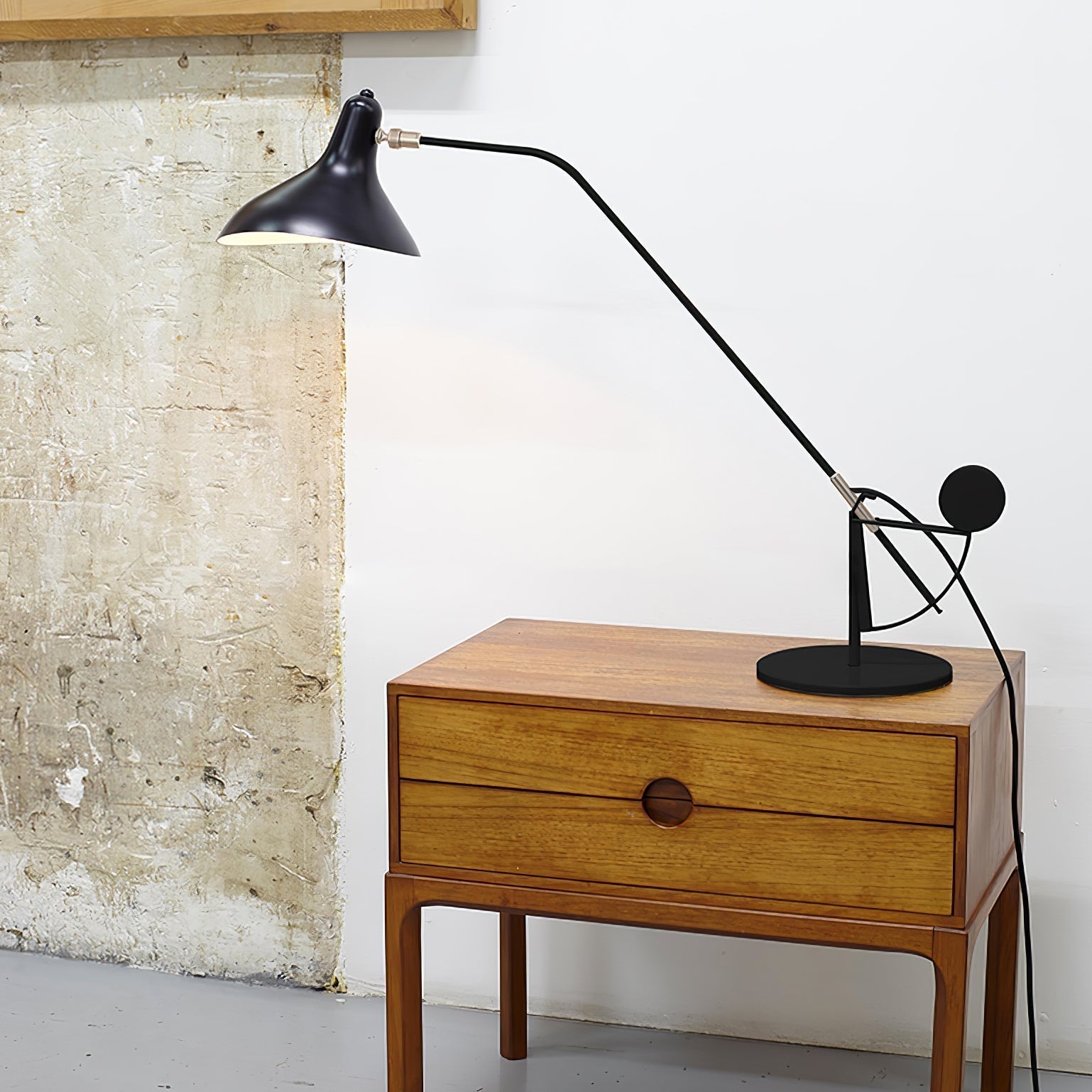 Modern Mantis Arm Table Lamp Minimalist Black Metal Desk Light for Living Room