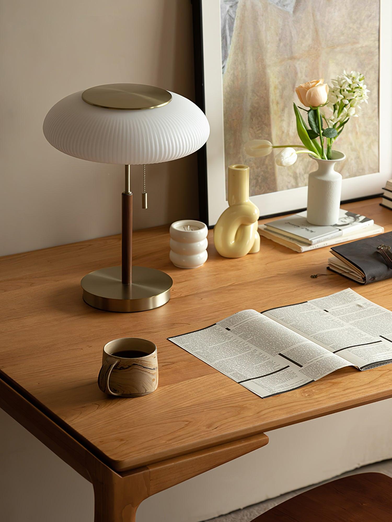 Modern Matsutake Mushroom Task Lamp Elegant Gold and White Glass Table Light for Bedside and Office