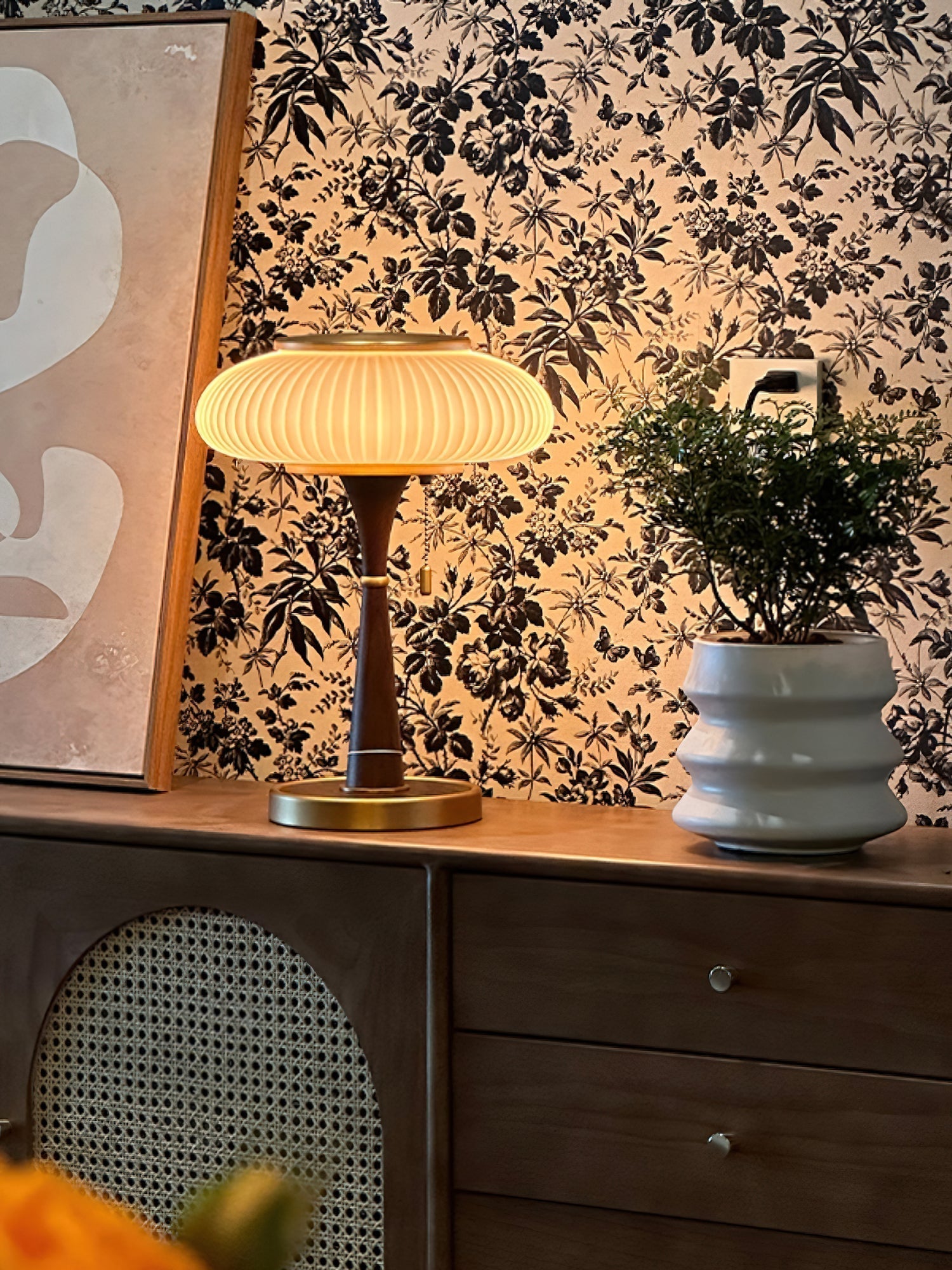 Matsutake Mushroom Table Lamp Mid Century Glass Bedside Light with Wood Base