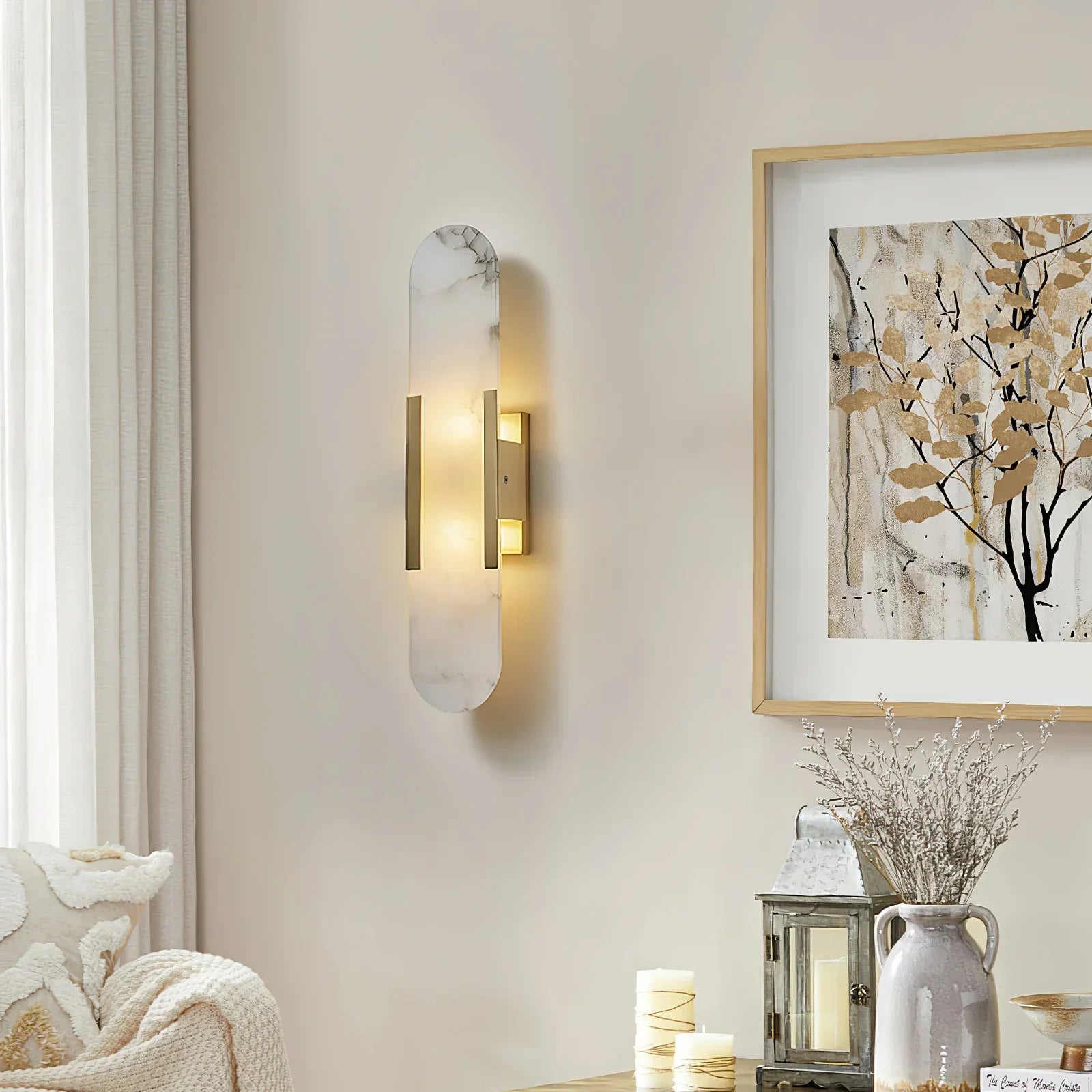 modern-elongated-alabaster-wall-sconce-luxury-natural-stone-led-light