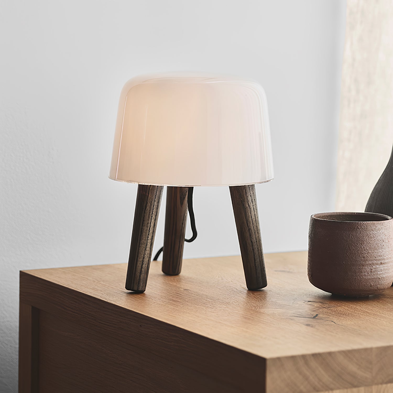 Modern Borosilicate Glass Globe Table Lamp with Solid Wood Tripod Base