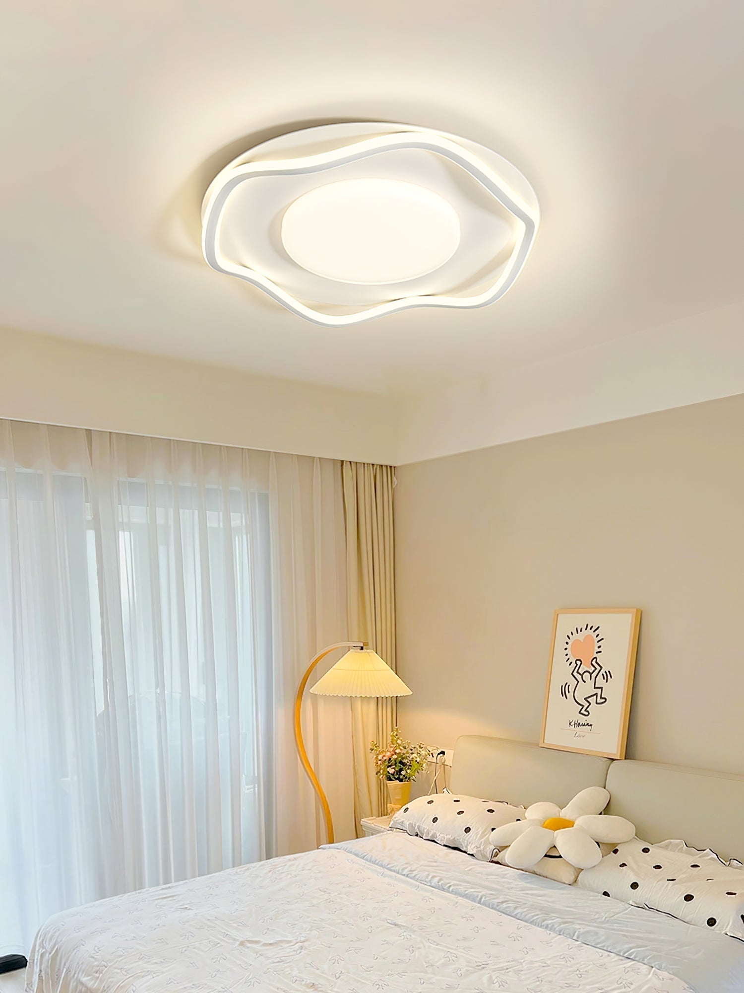 Modern LED Cloud Shape Flush Mount Ceiling Light for Bedroom and Study Room