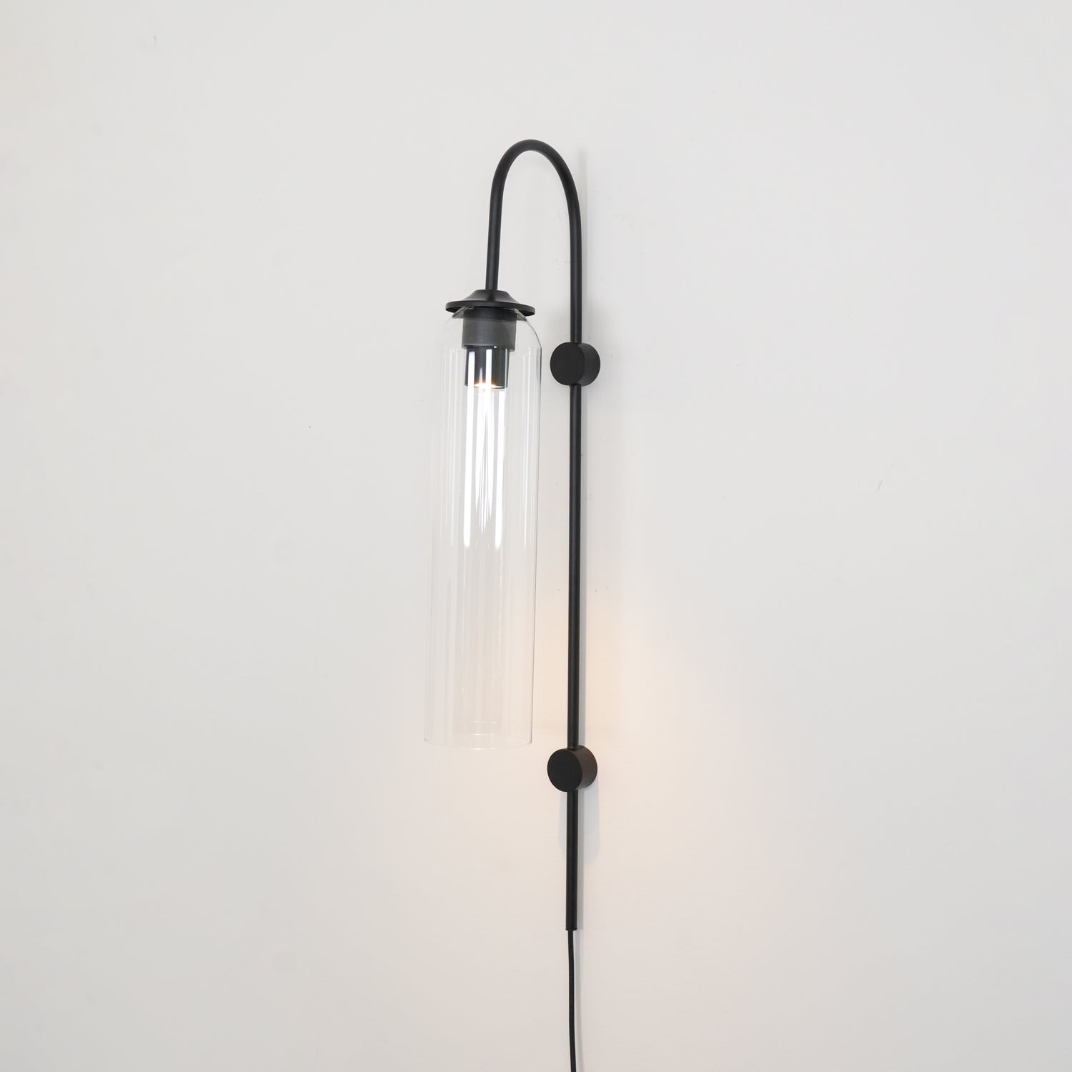 modern-cylinder-glass-wall-sconce-with-plug-in-cord-for-interior-lighting