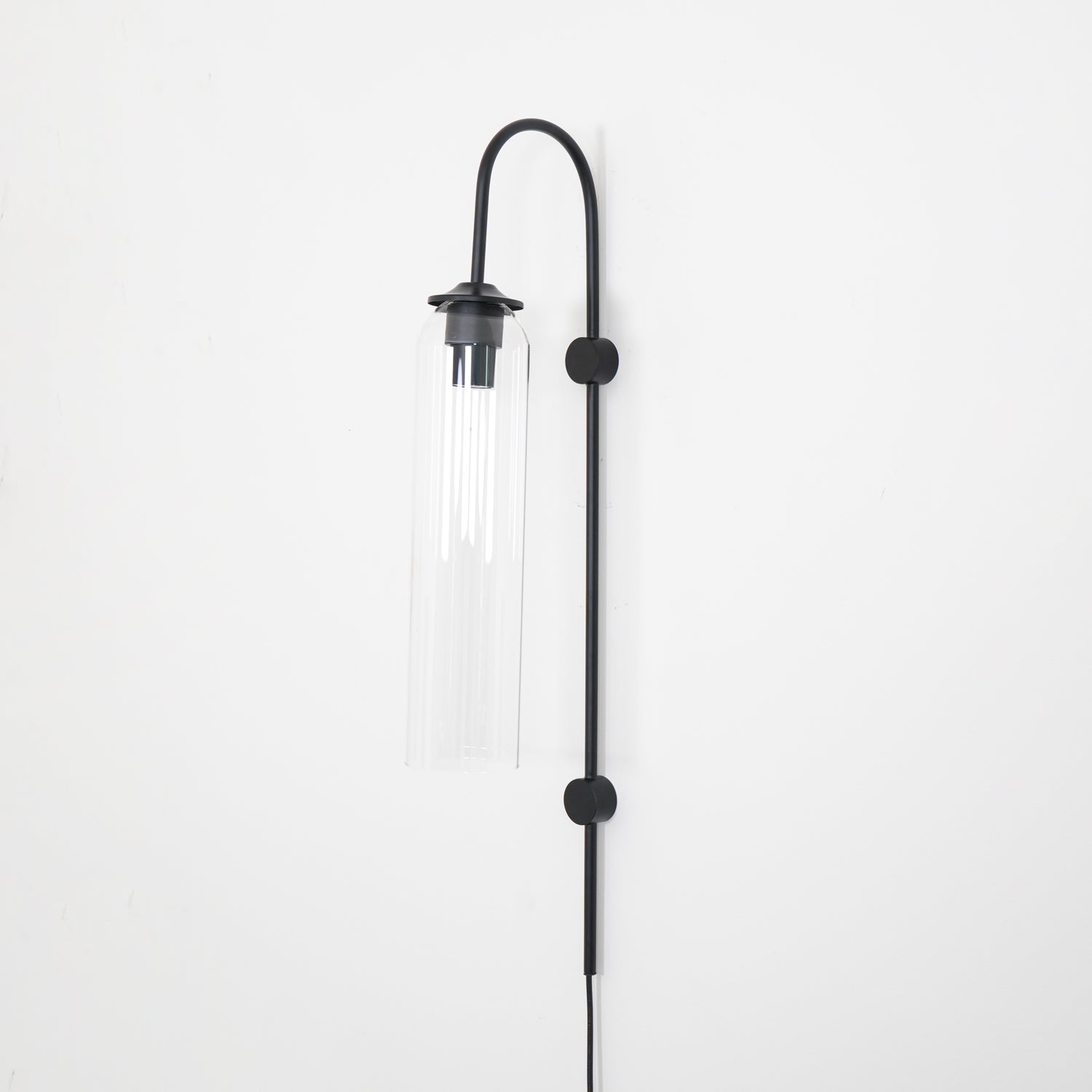modern-cylinder-glass-wall-sconce-with-plug-in-cord-for-interior-lighting