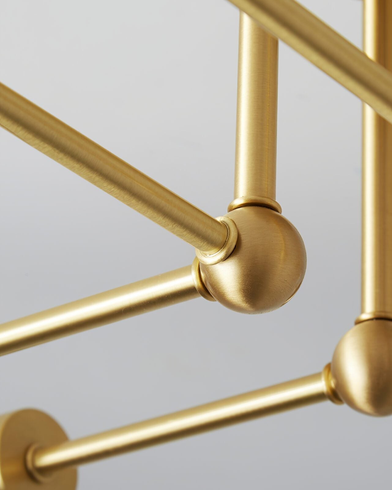 modern-molecular-brass-sputnik-ceiling-light-fixture-for-mid-century-living-room