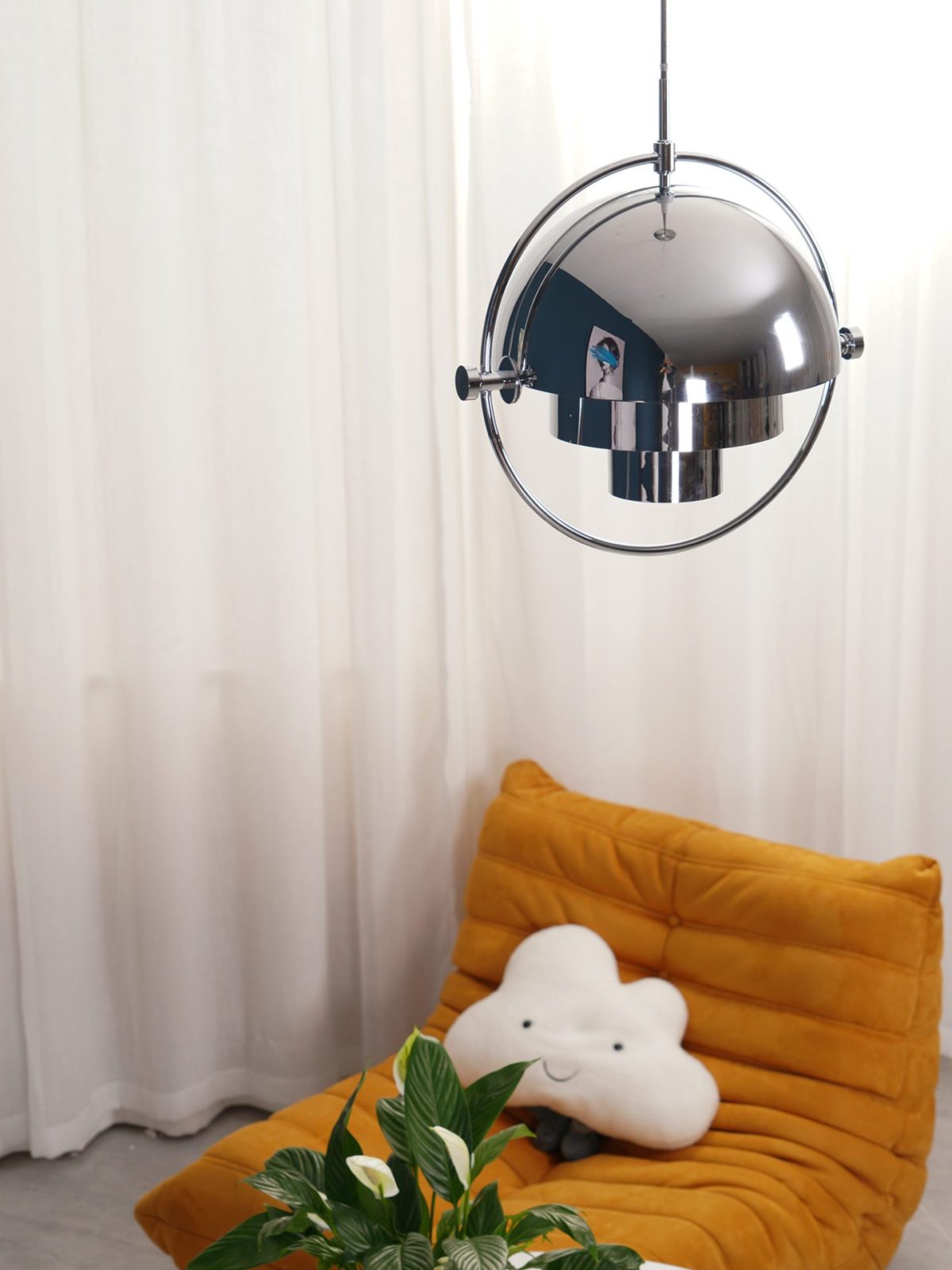 modern-adjustable-ball-pendant-light-with-rotating-metal-hemisphere-shade