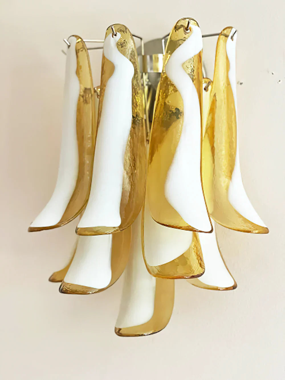 mid-century-murano-style-caramel-glass-petal-wall-sconce-light-fixture-for-elegant-home-decor