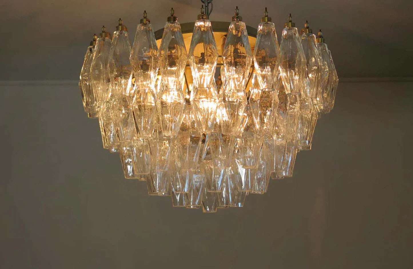 handcrafted-murano-poliedri-glass-flush-mount-ceiling-light-for-elegant-home-interiors