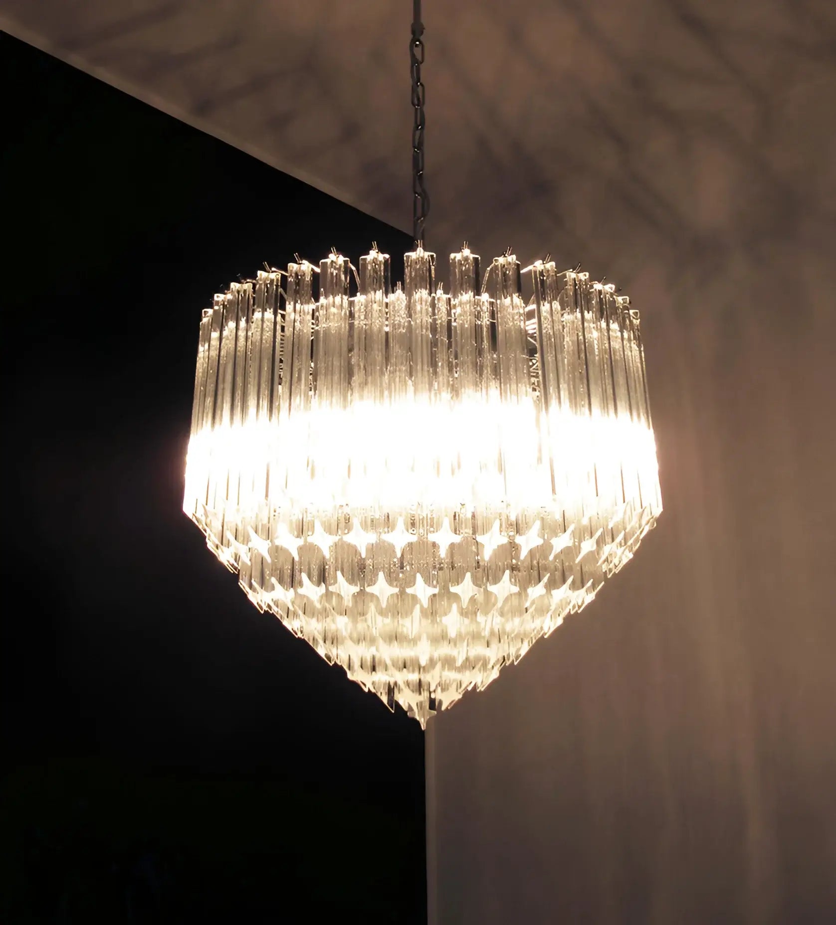 elegant-murano-style-quadriedri-prism-glass-chandelier-for-luxury-home-decor