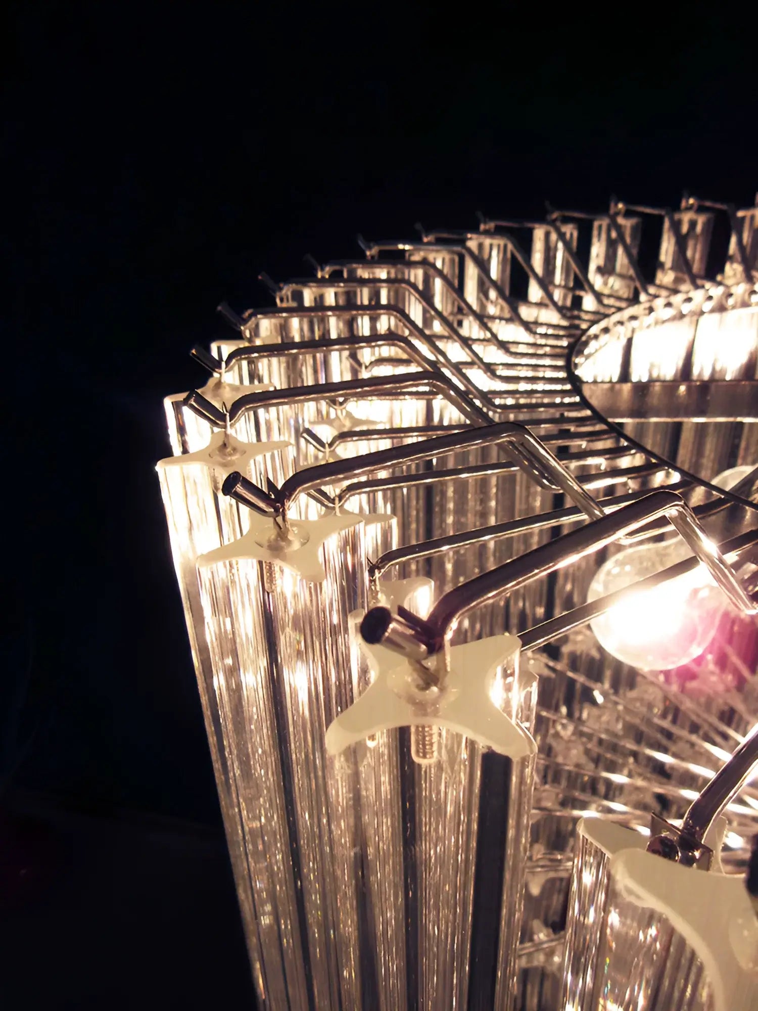 elegant-murano-style-quadriedri-prism-glass-chandelier-for-luxury-home-decor