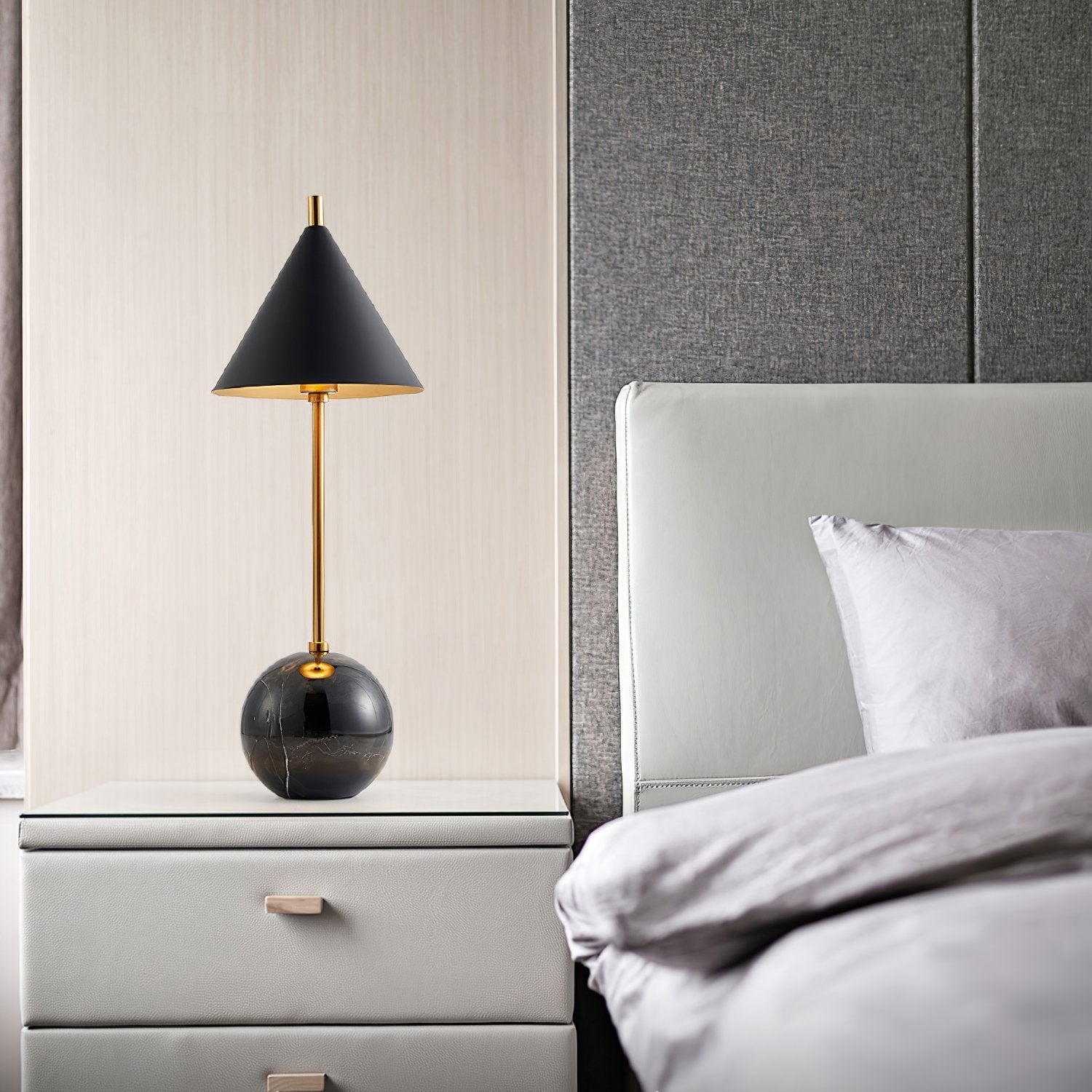 modern-murdock-gold-table-lamp-with-marble-base-and-integrated-led-lighting