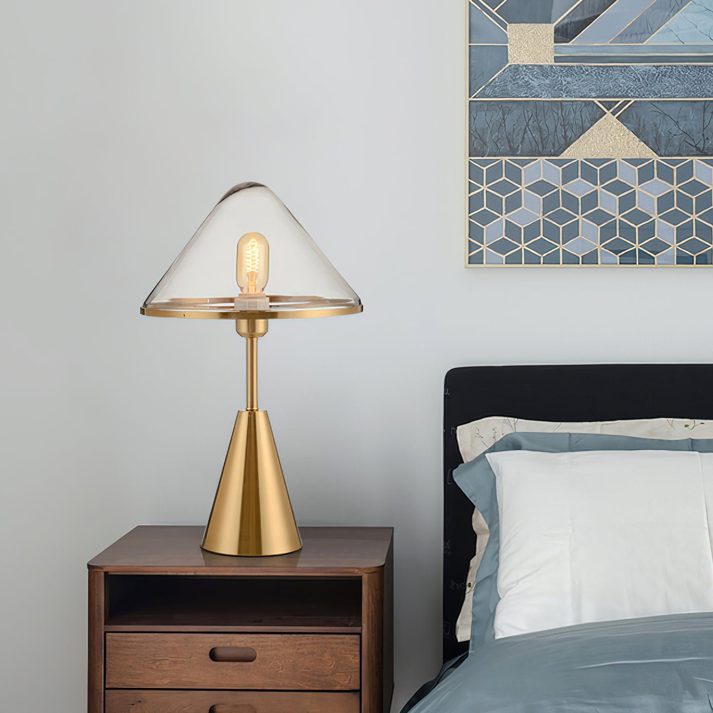 Modern Gold Mushroom Desk Lamp with Elegant Glass Shade and Brass Finish