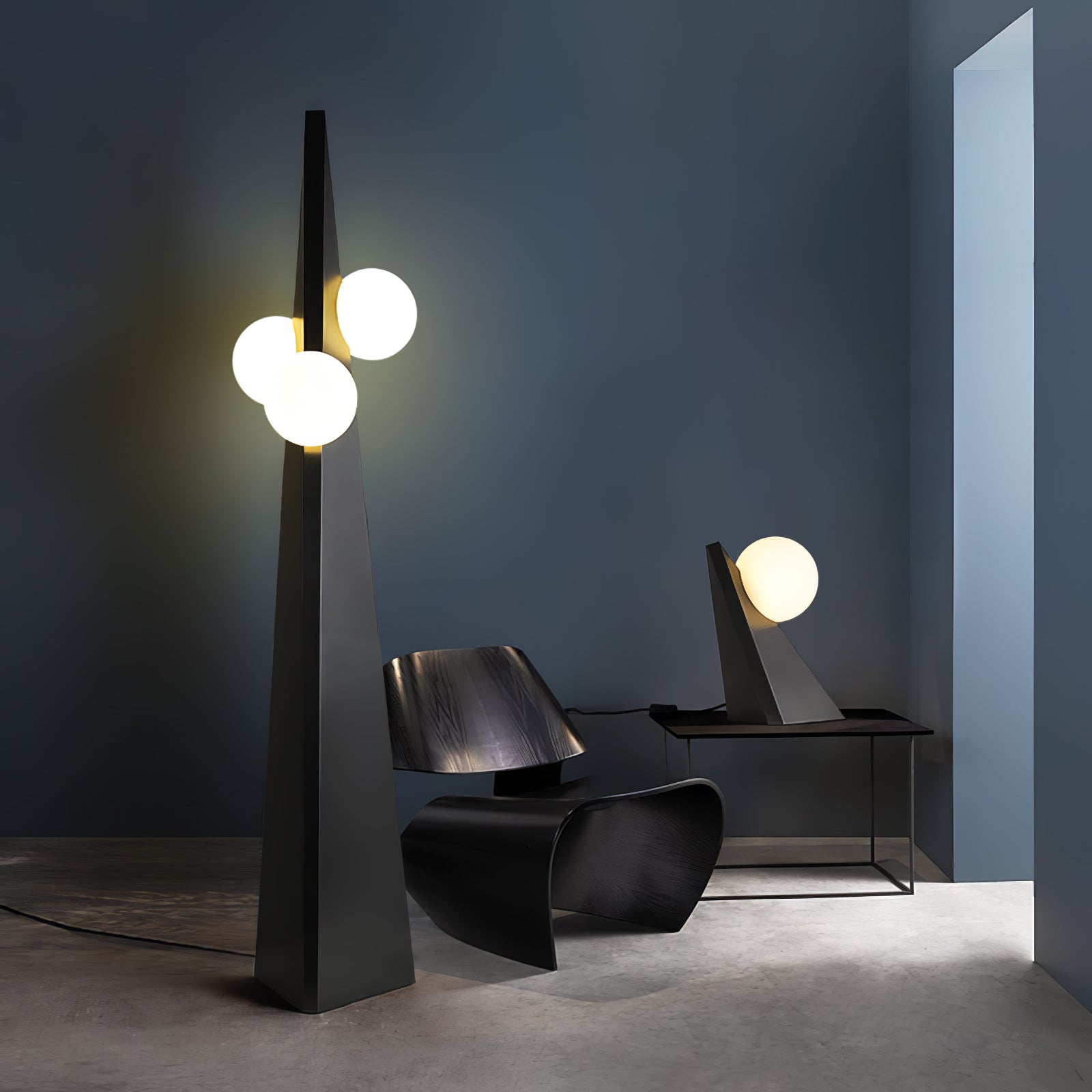 Modern Geometric Stainless Steel Table Lamp with Globe Glass Shade for Bedside and Desk