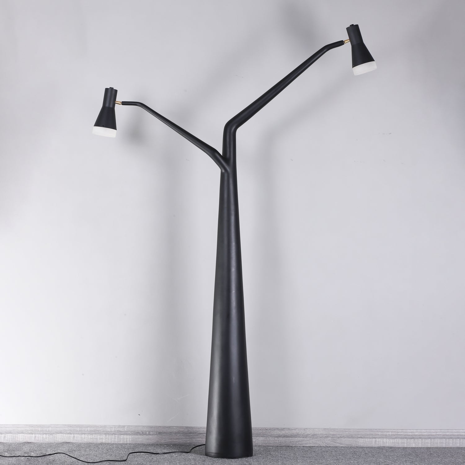 modern-sculptural-tree-design-floor-lamp-with-dual-adjustable-matte-black-shades