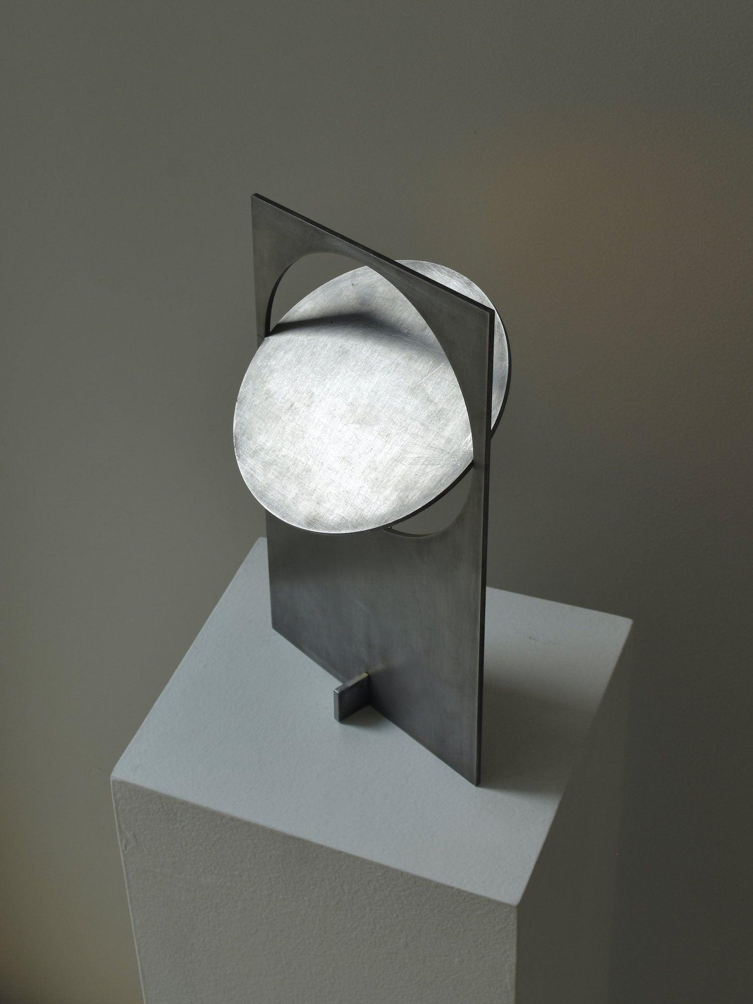 Minimalist Geometric Iron Reading Table Lamp with Adjustable Integrated LED Spotlight