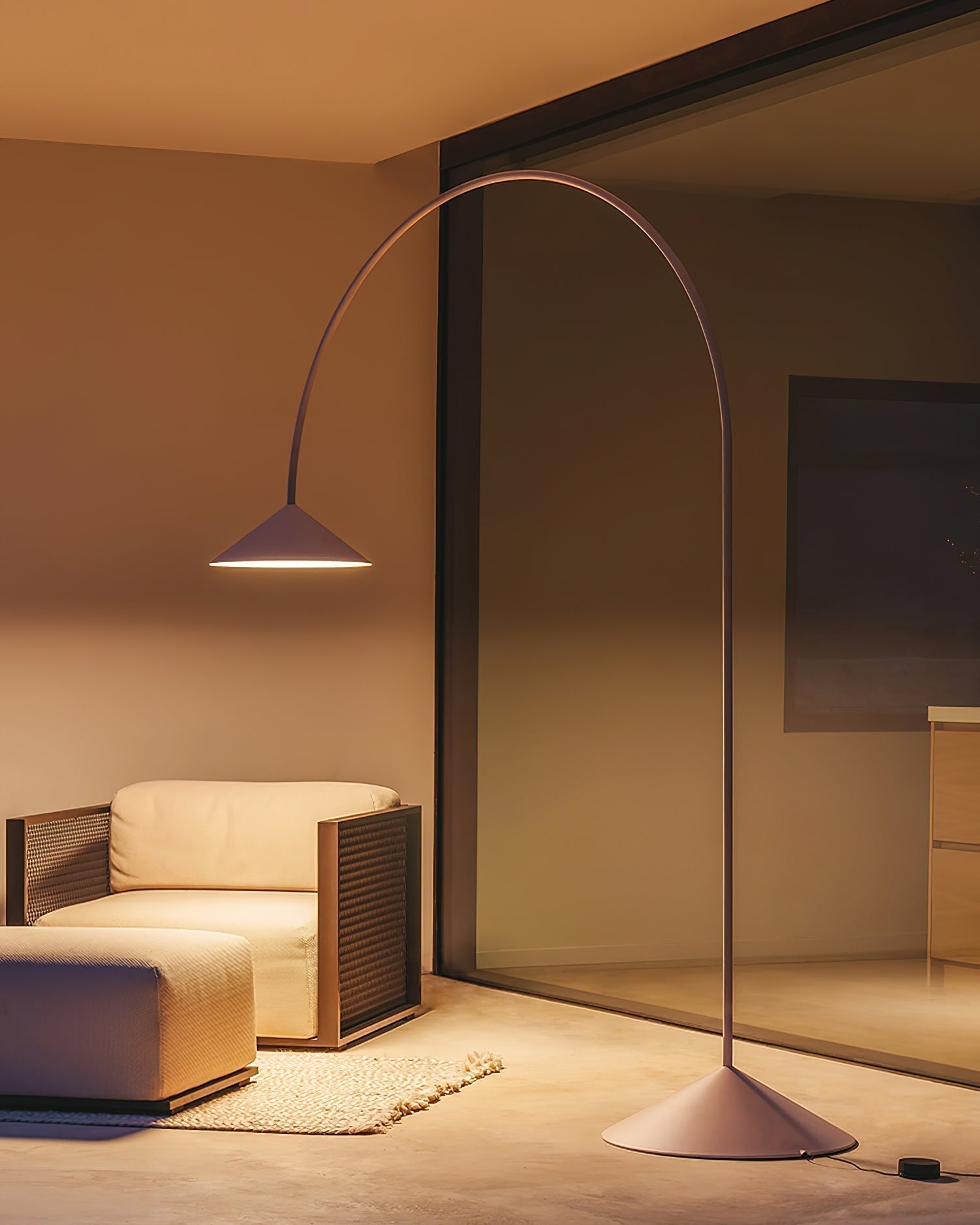 Modern Arc Torchiere Floor Lamp with Flexible Extension and Aluminum Body