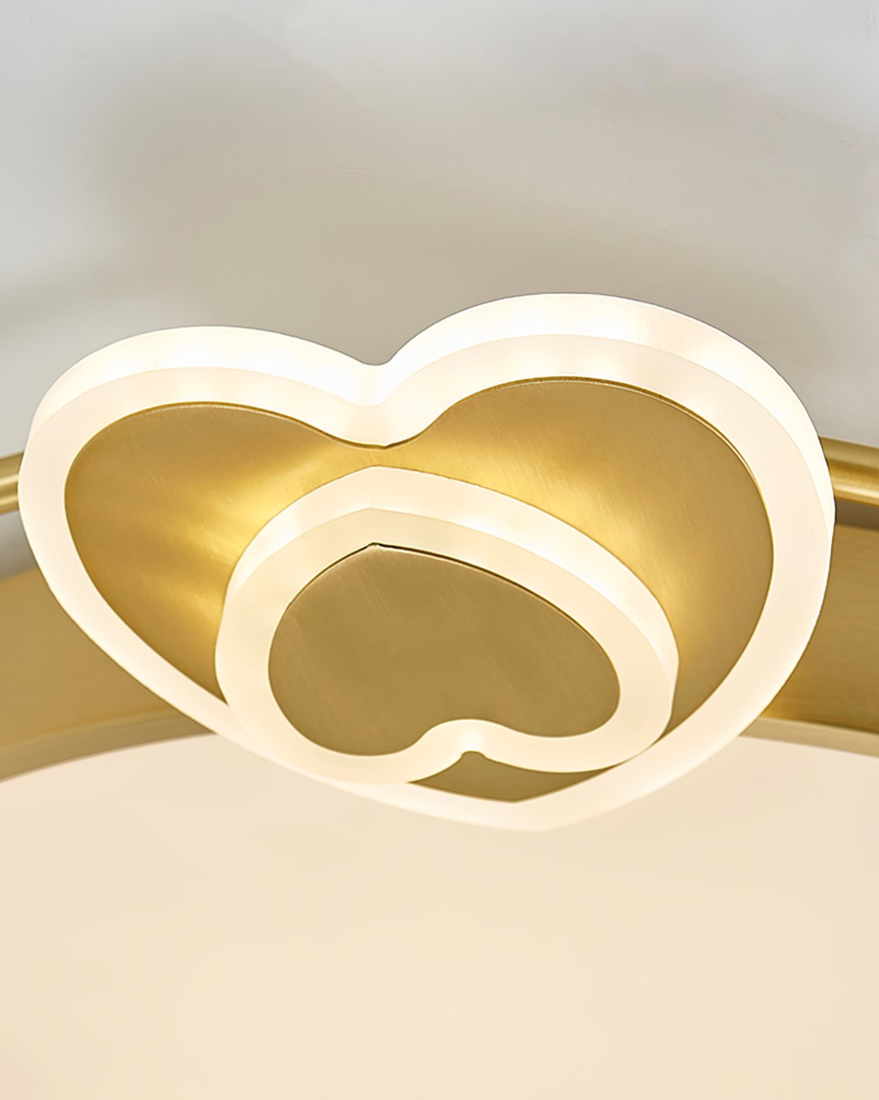 modern-brass-heart-flush-mount-ceiling-lamp-with-integrated-led-for-kids-room-decor