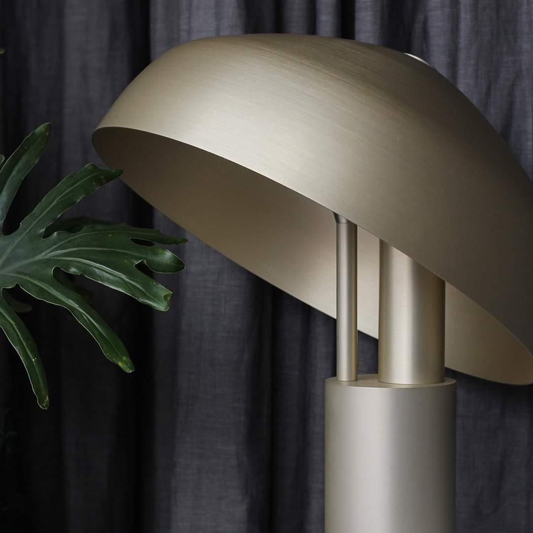 Modern Orbital Rotation Desk Lamp with Magnetic Adjustable Shade and Minimalist Metal Design