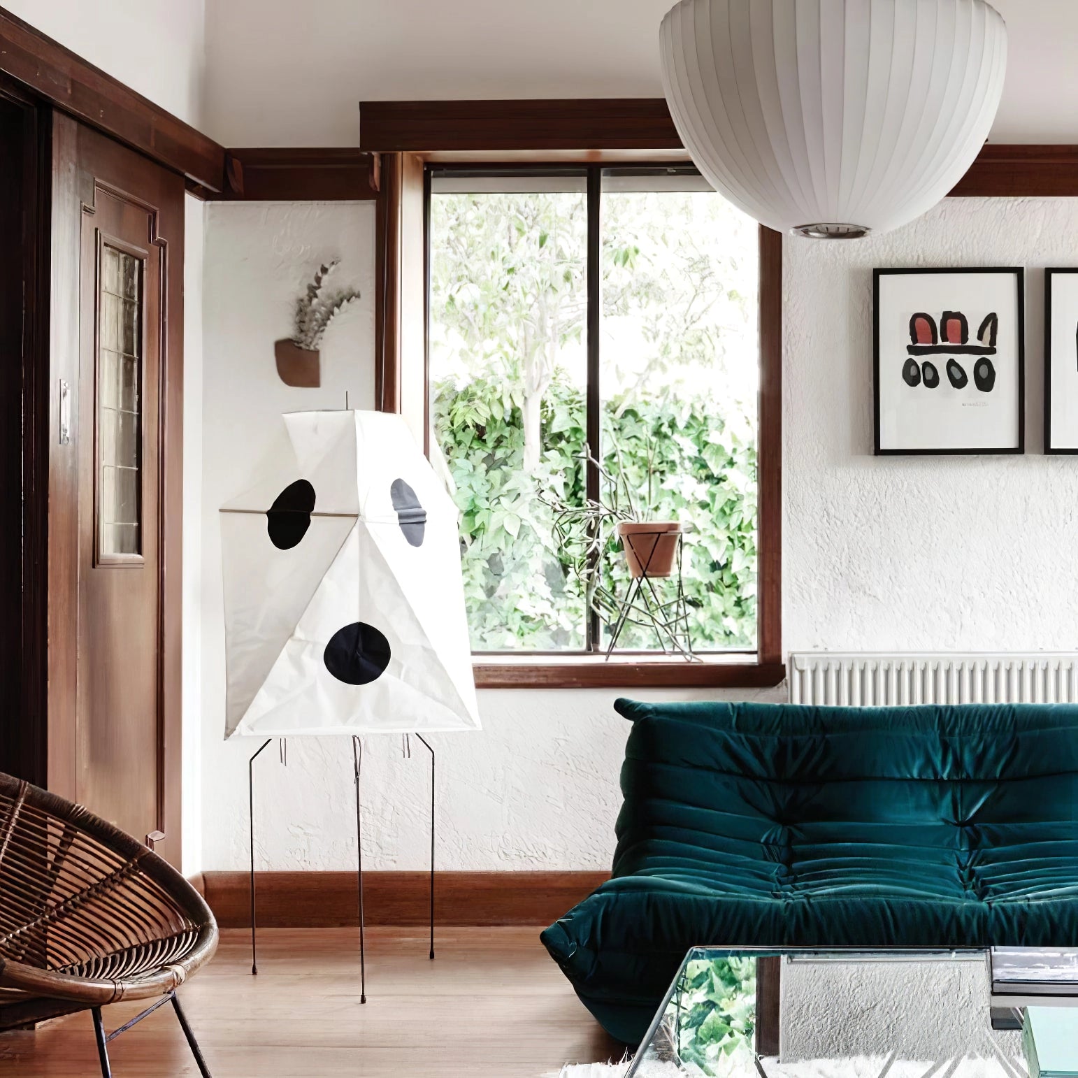 Modern Rice Paper Origami Lantern Floor Lamp Geometric Standing Light for Living Room and Bedroom