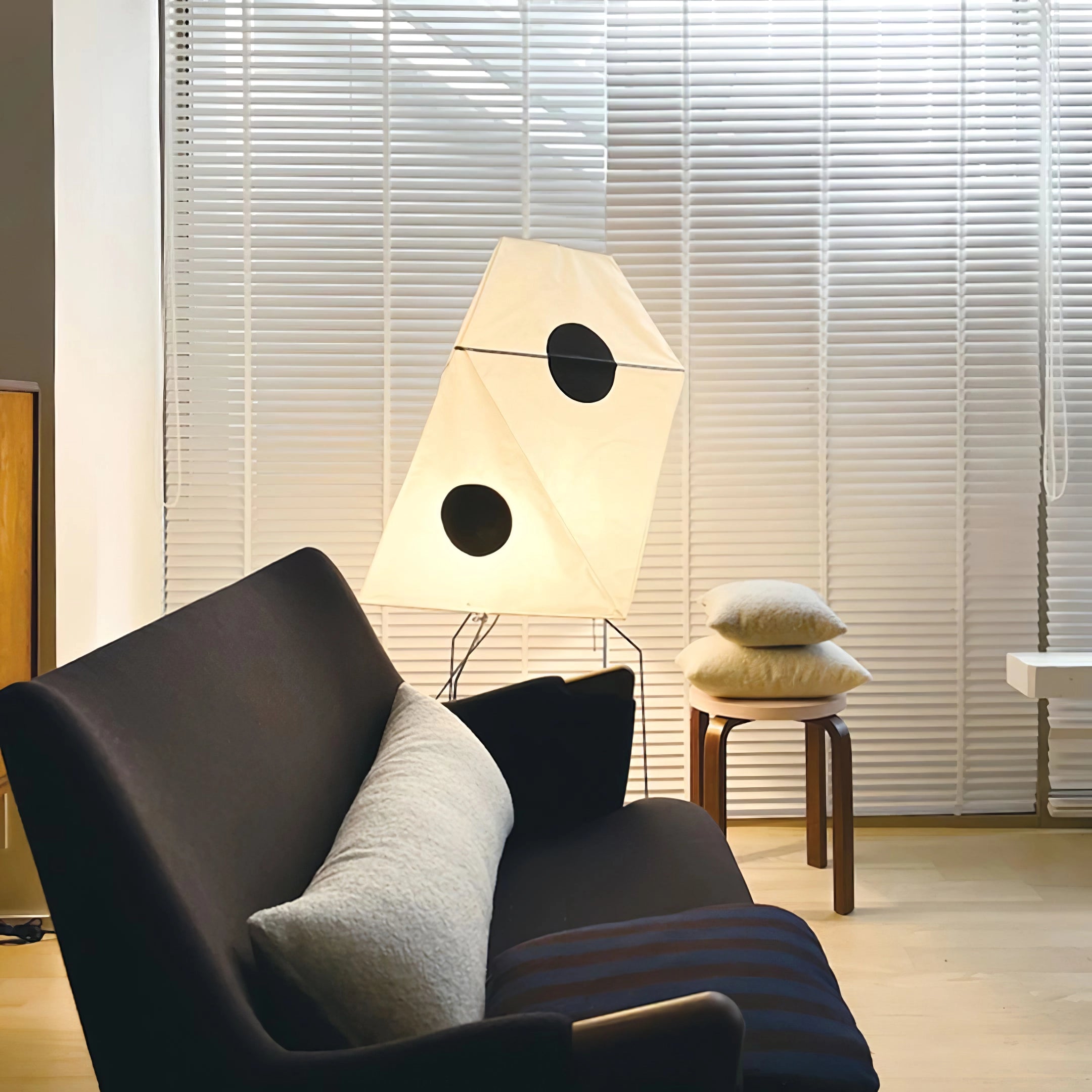 Modern Rice Paper Origami Lantern Floor Lamp Geometric Standing Light for Living Room and Bedroom