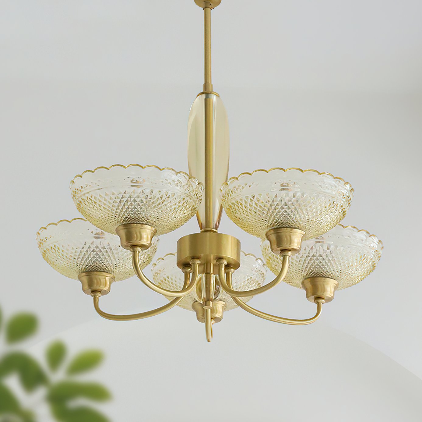 mid-century-scalloped-amber-glass-brass-chandelier-5-arm-pendant-lighting-for-dining-room