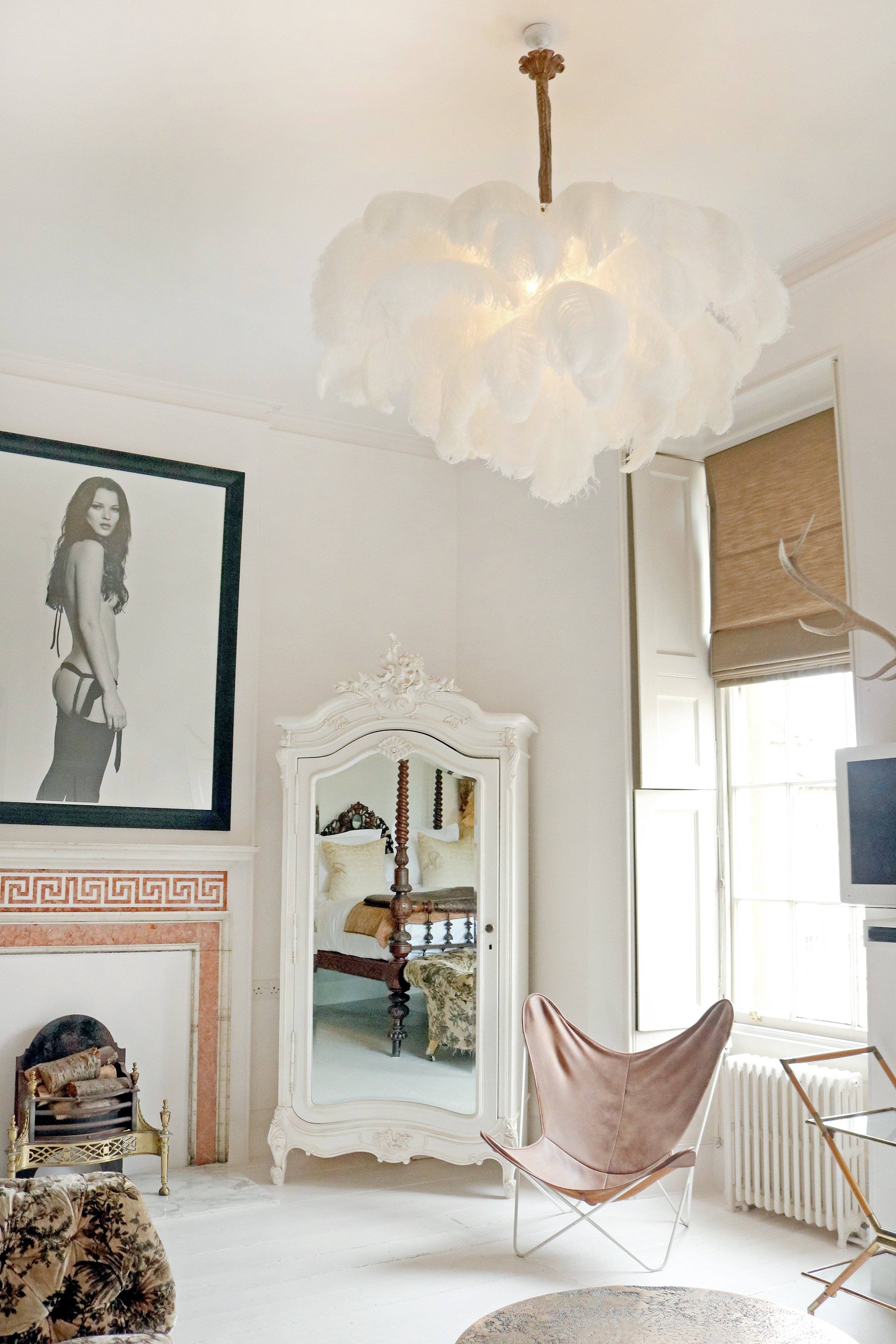 Natural Ostrich Feather Gasolier Chandelier with Polished Brass Frame for Luxury Interiors