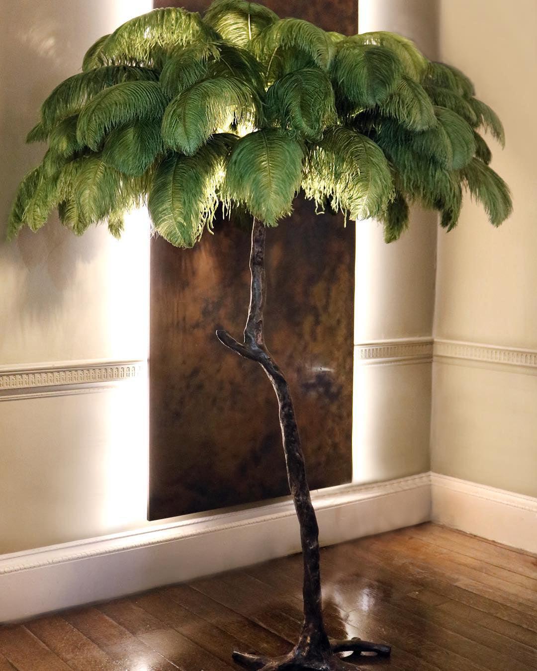 Luxurious Ostrich Feather Floor Lamp with Polished Brass Base Elegant Gold Standing Light for Living Room