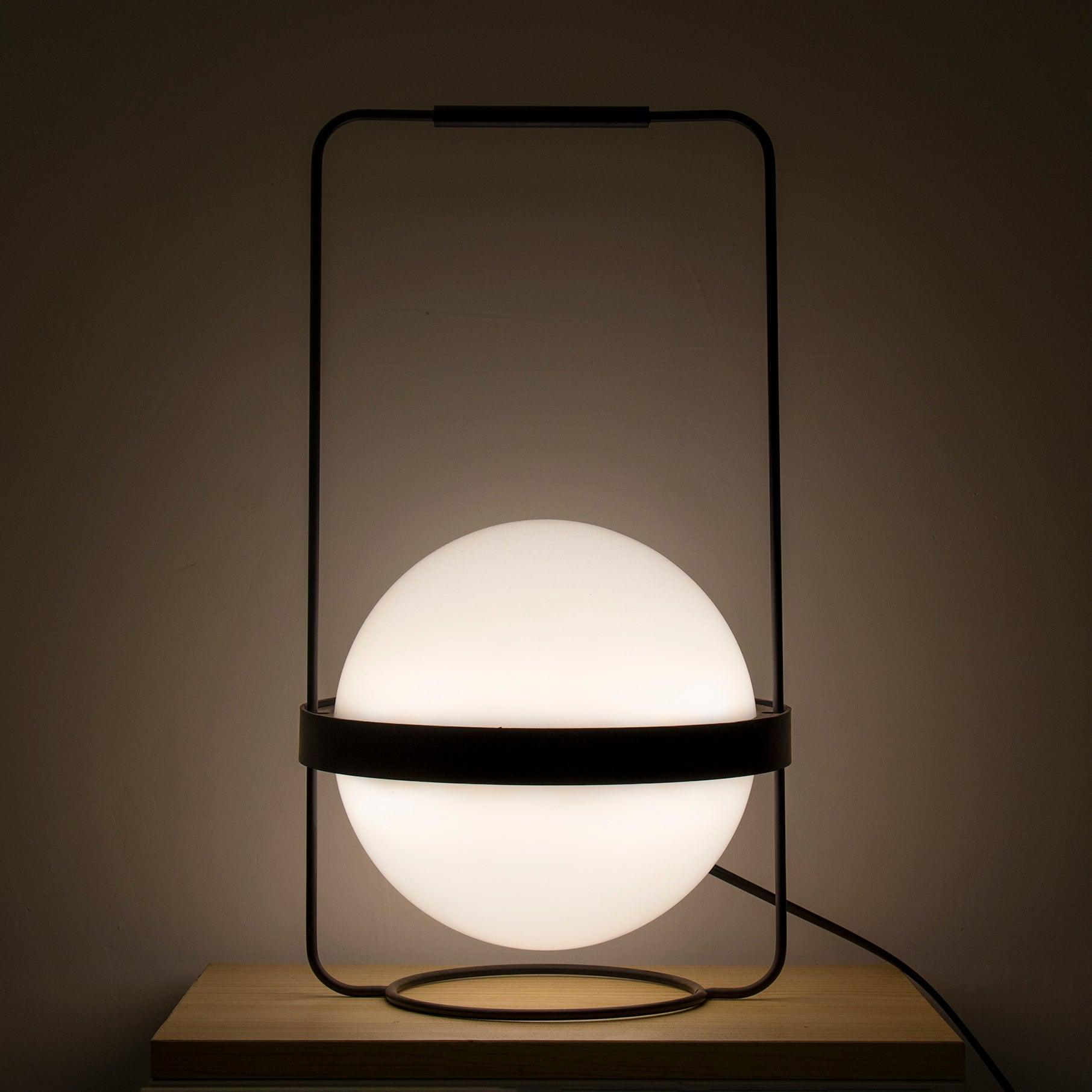 Modern Minimalist LED Table Lamp with Spherical Acrylic Diffuser for Bedside and Office