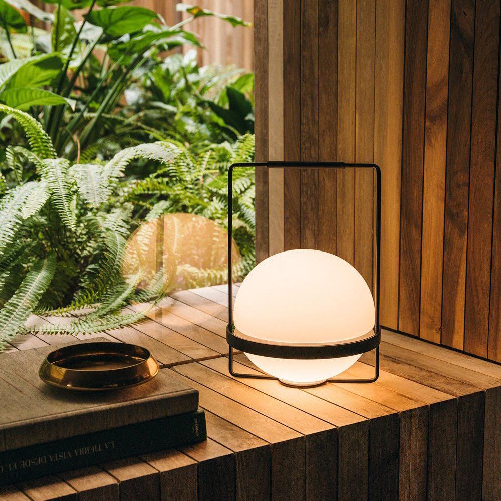 Modern Minimalist LED Table Lamp with Spherical Acrylic Diffuser for Bedside and Office