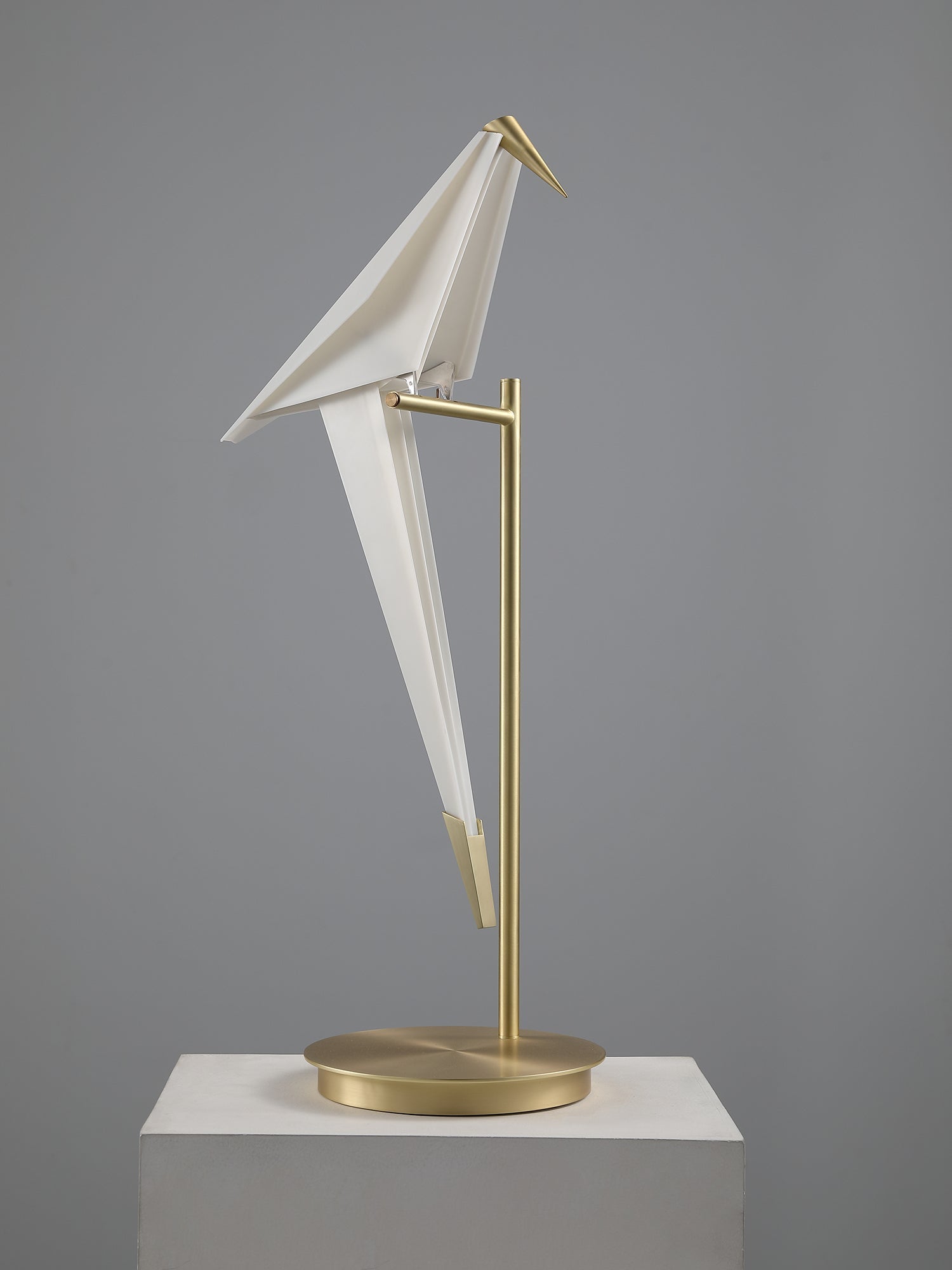 Modern Origami Bird LED Table Lamp Creative Paper Crane Nightstand Light