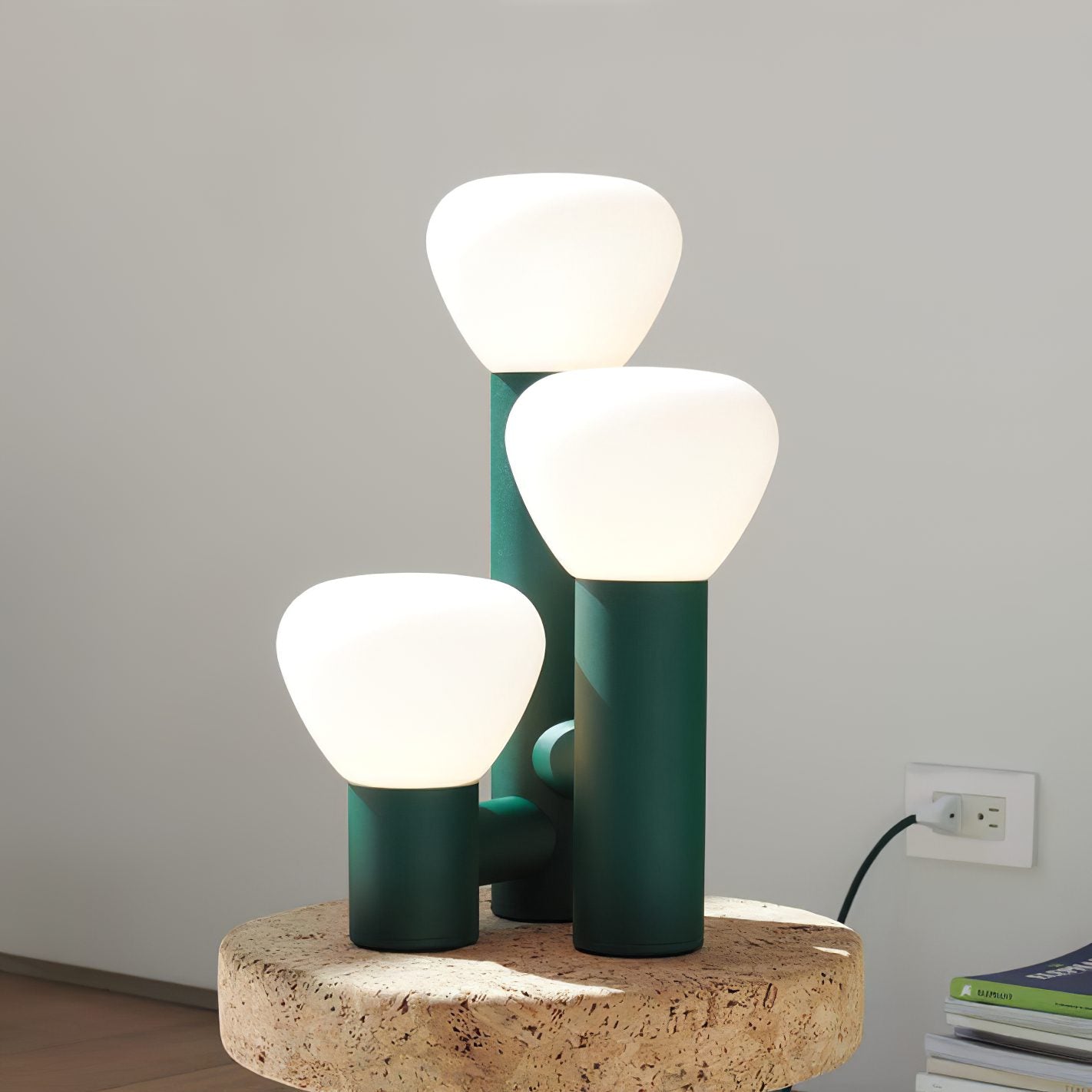 kienney-modern-metal-and-glass-table-lamp-for-living-room-and-bedroom-ambient-flashlight-style-desk-light