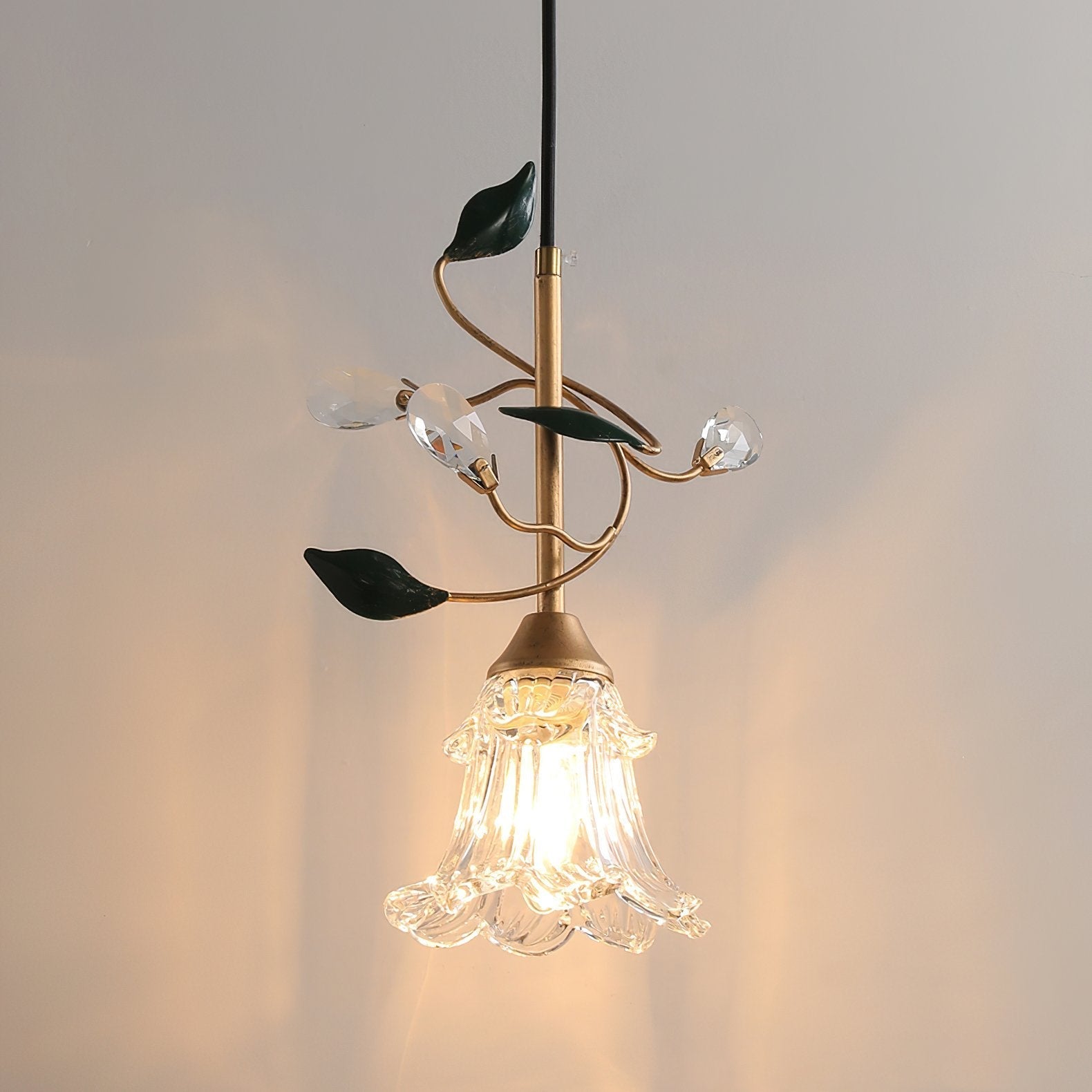 floral-glass-pendant-light-with-crystal-accents-and-pastoral-flower-design