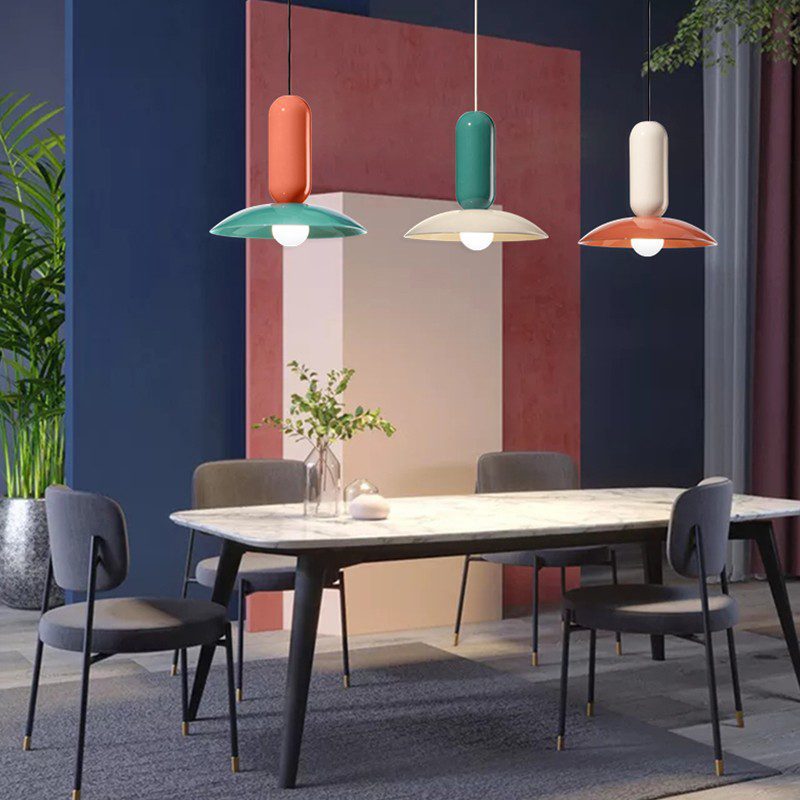 retro-pau-pendant-light-with-glossy-overlapping-volumes-and-iron-finish-for-modern-interior-lighting