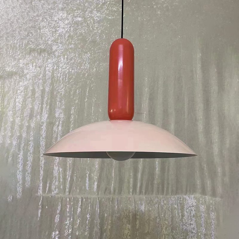 retro-pau-pendant-light-with-glossy-overlapping-volumes-and-iron-finish-for-modern-interior-lighting