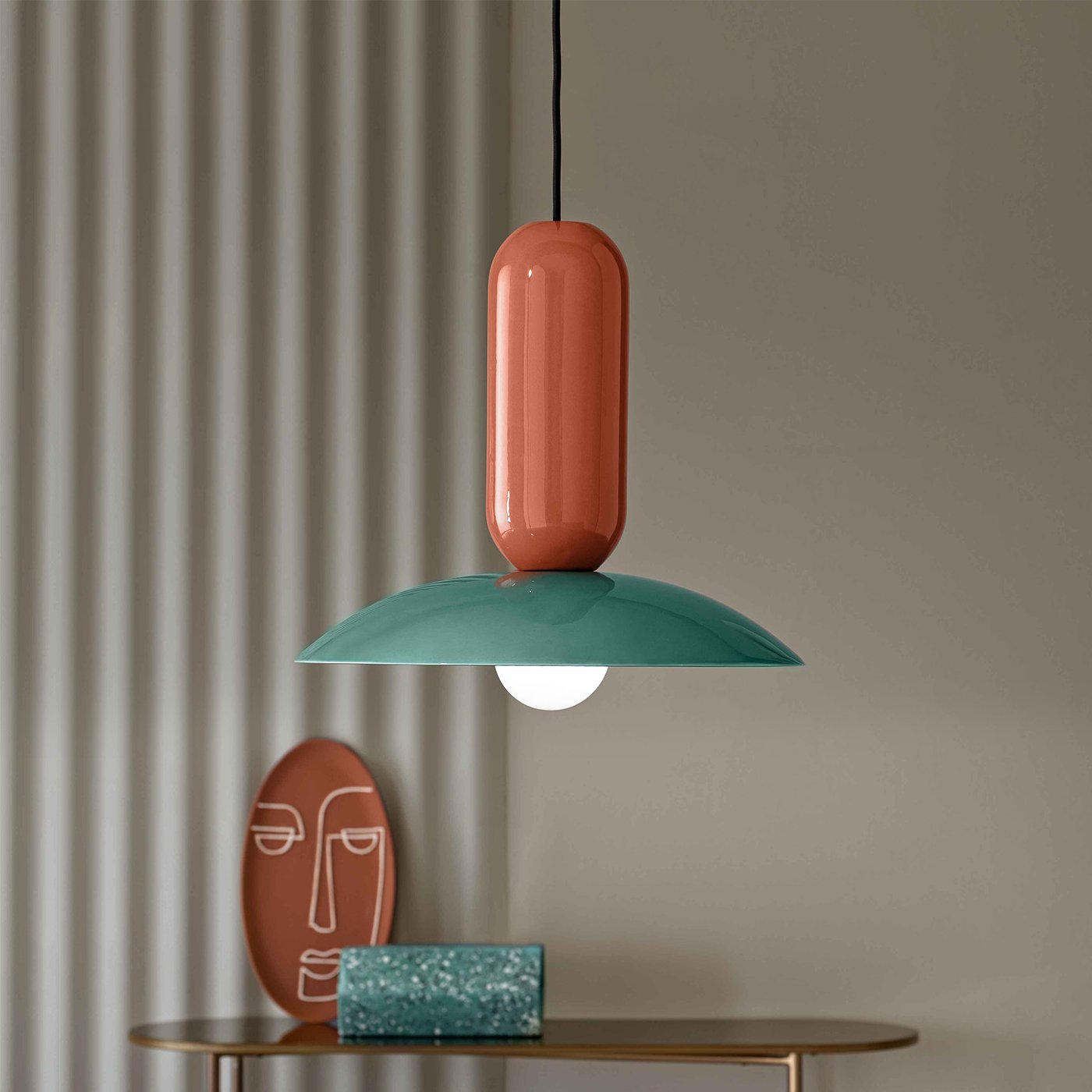 retro-pau-pendant-light-with-glossy-overlapping-volumes-and-iron-finish-for-modern-interior-lighting