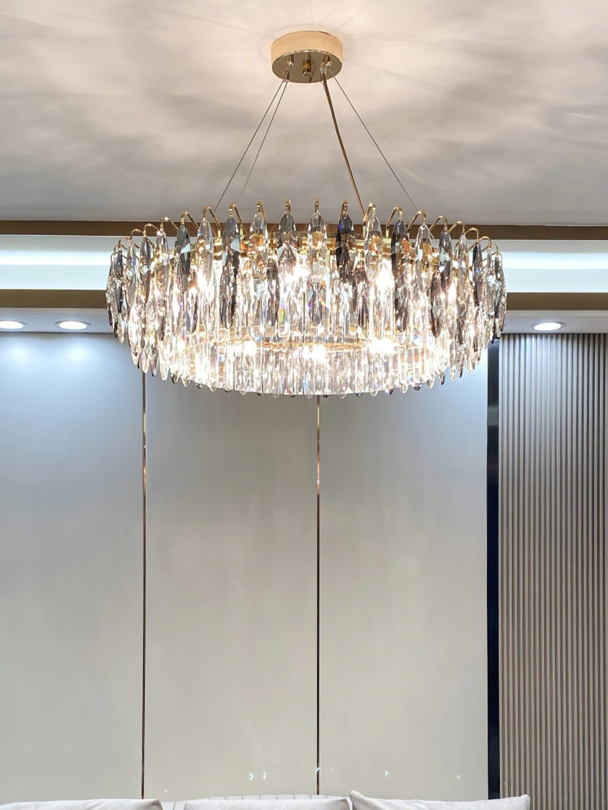 modern-luxury-gold-round-crystal-chandelier-elegant-hanging-pendant-light-for-living-room