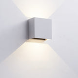 modern-pienza-square-aluminum-led-wall-sconce-with-up-and-down-lighting