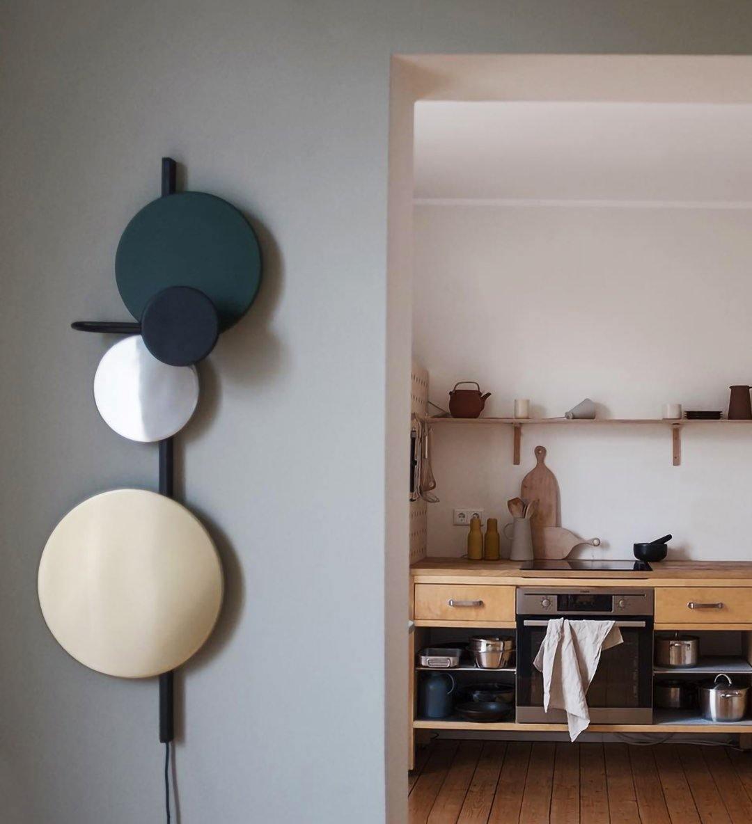 planet-ambient-led-wall-sconce-with-adjustable-metal-disks-for-modern-home-decor-and-indirect-lighting