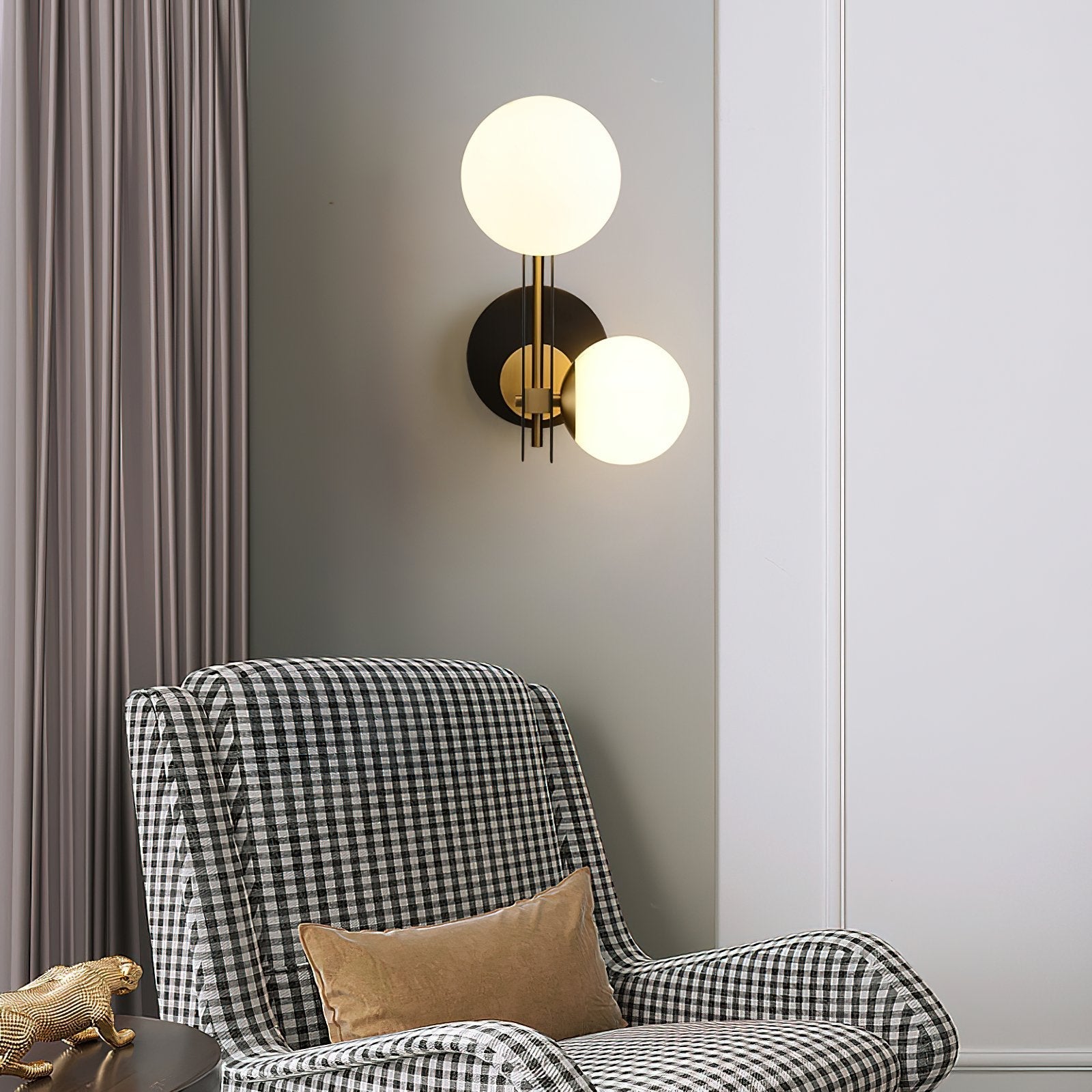 modern-minimalist-glass-globe-wall-sconce-brass-and-black-planeta-wall-lamp