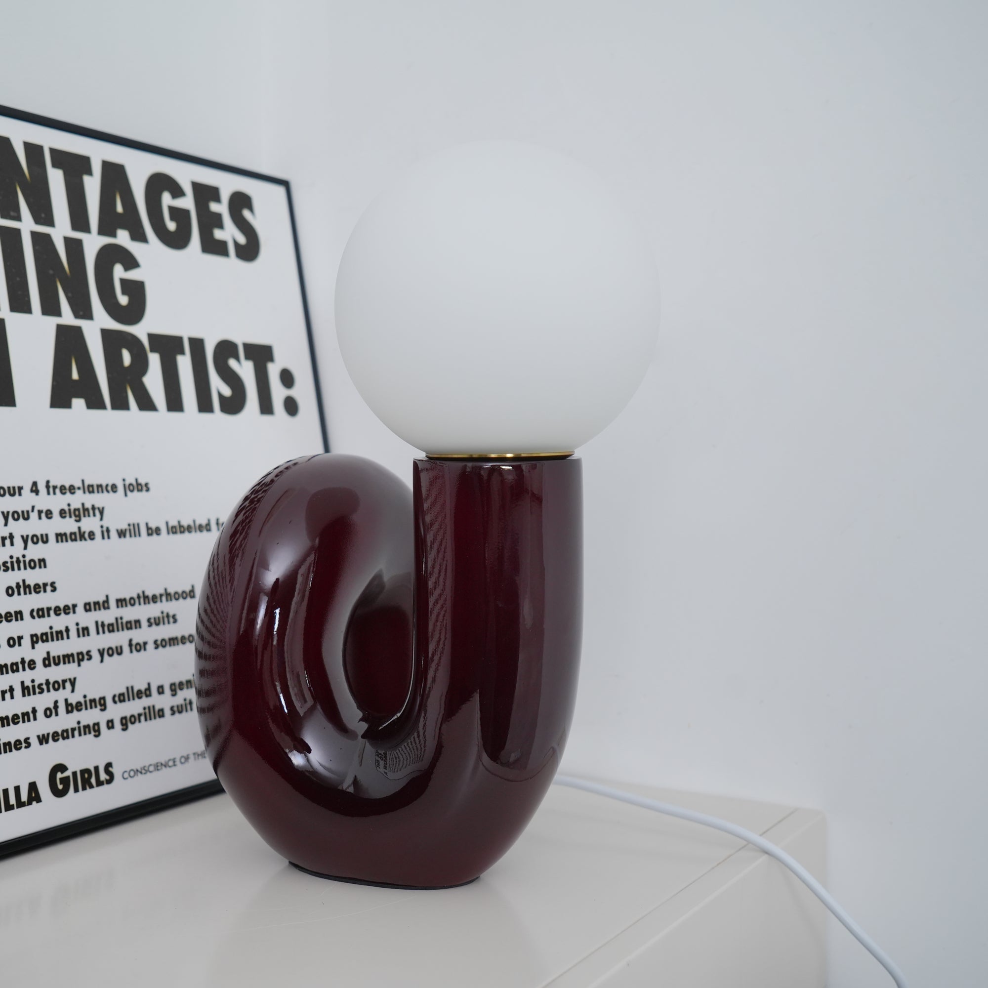 Modern Resin N Shape Table Lamp with Glass Globe for Creative Bedside and Office Lighting