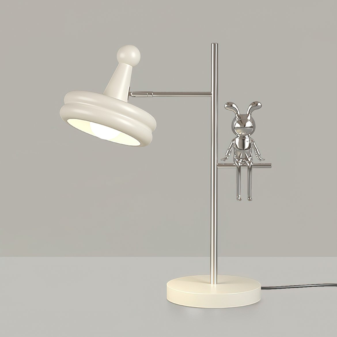 modern-rabbit-sculptural-table-lamp-for-kids-bedroom-and-whimsical-living-room-decor