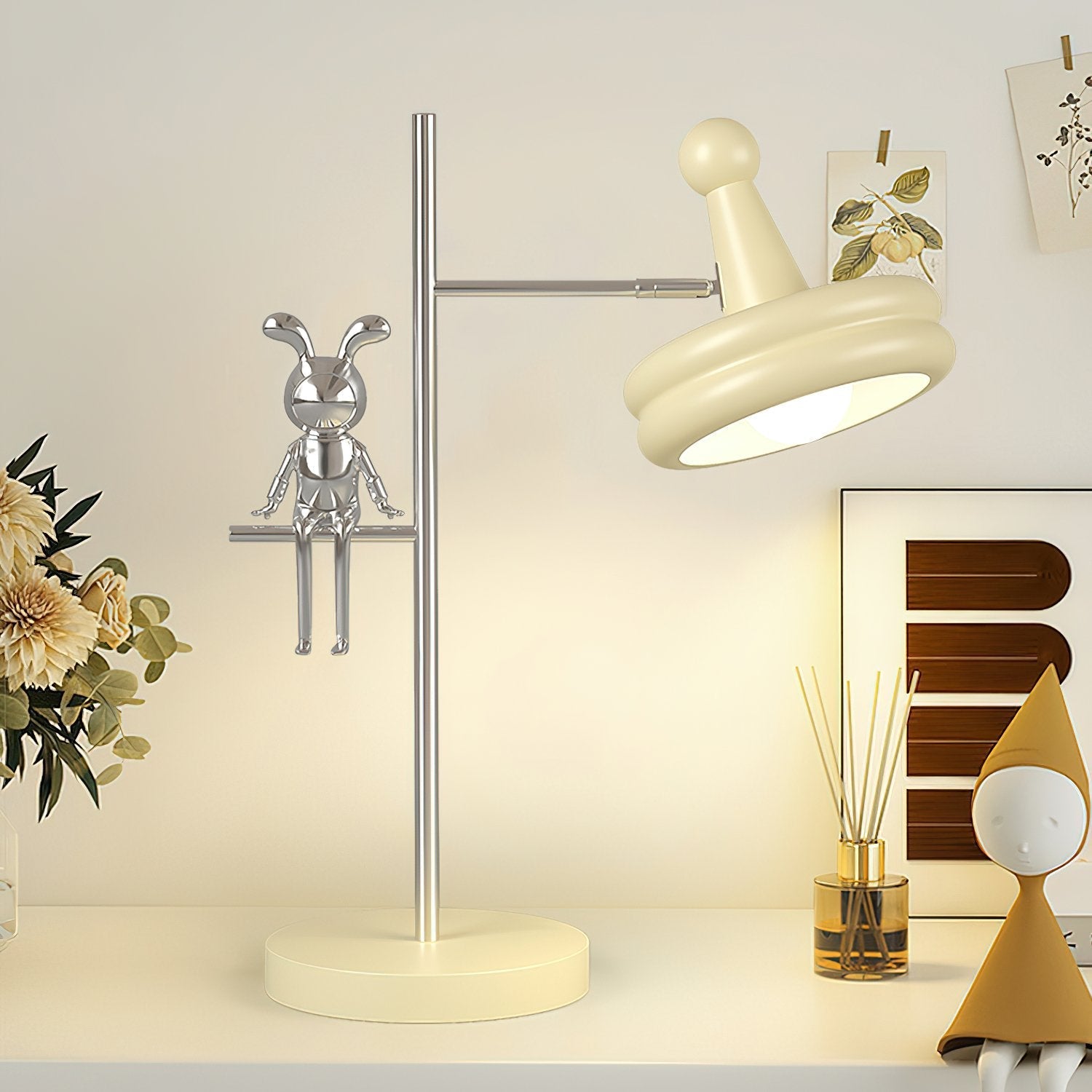 modern-rabbit-sculptural-table-lamp-for-kids-bedroom-and-whimsical-living-room-decor