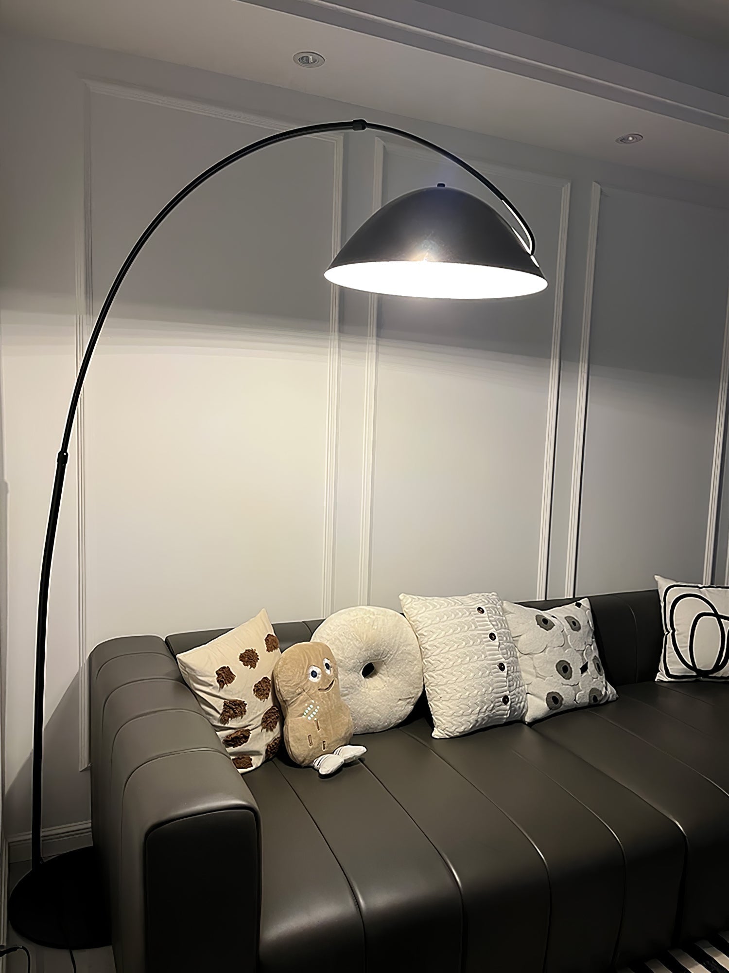 Modern Scandinavian Verse Arc Floor Lamp with Adjustable Swivel Shade for Living Room