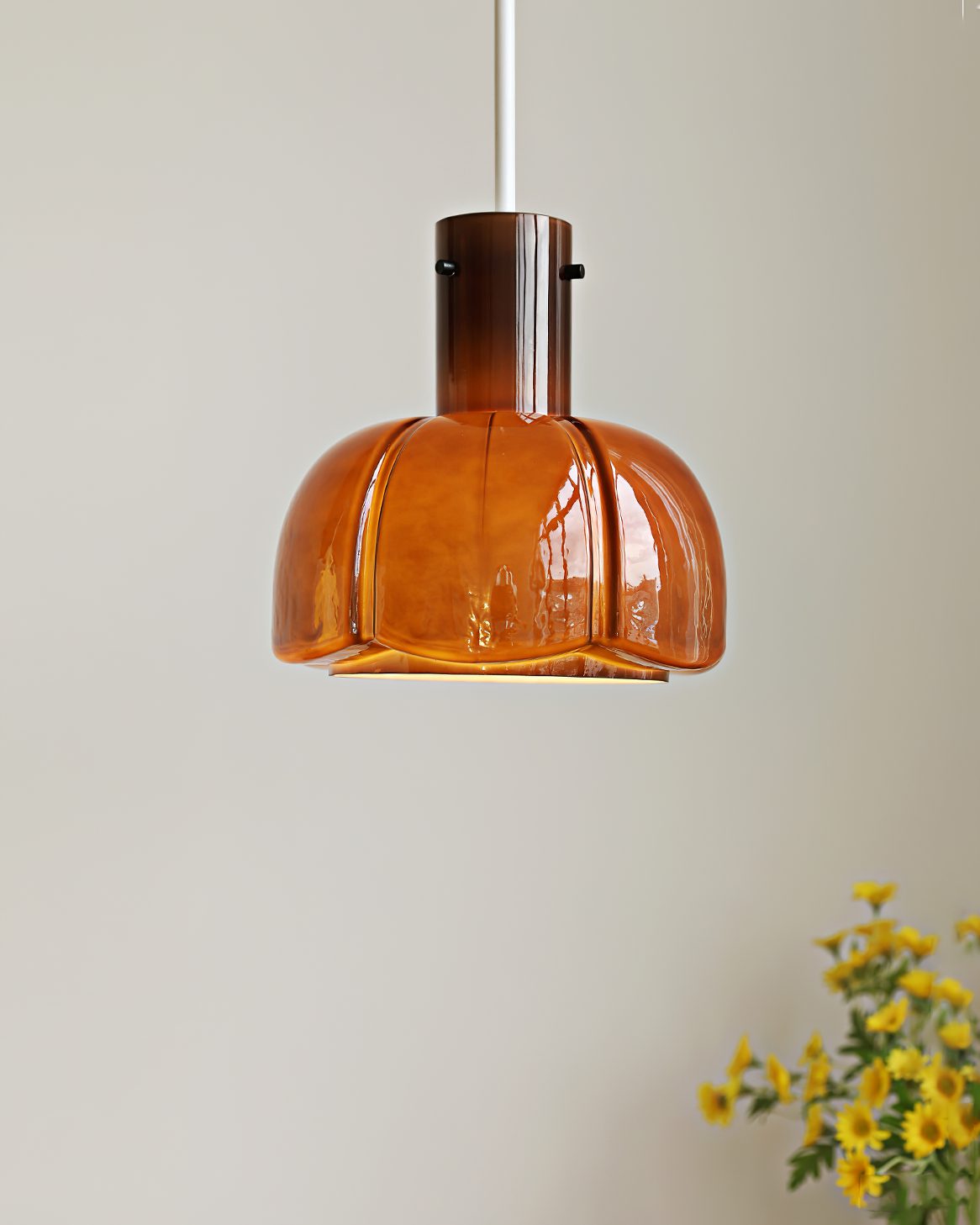 porto-vintage-ribbed-glass-pendant-light-elegant-linear-texture-ceiling-hanging-lamp-for-living-room-kitchen