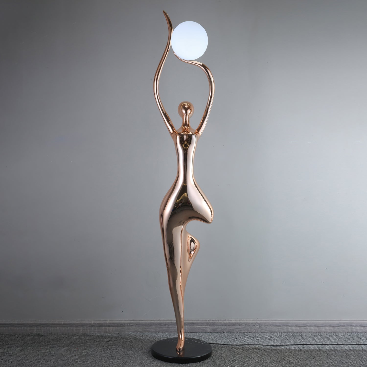 artistic-tree-pose-yoga-sculpture-standing-lamp-for-modern-living-room-decor