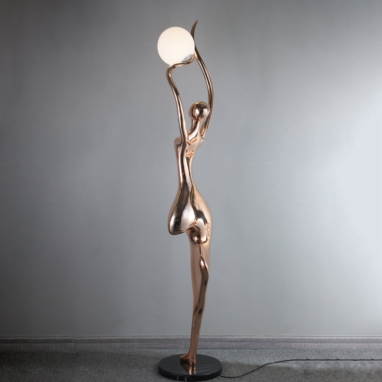 artistic-tree-pose-yoga-sculpture-standing-lamp-for-modern-living-room-decor