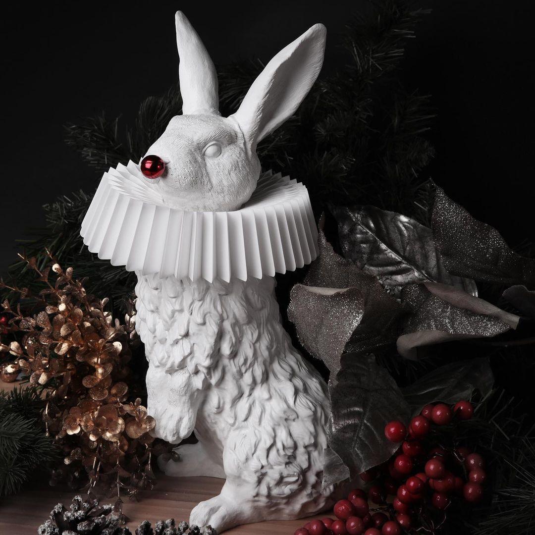 Whimsical Rabbit Animal Figurine Table Lamp with Ruffle Collar and LED Illumination for Modern Interiors