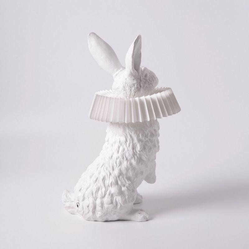 Whimsical Rabbit Animal Figurine Table Lamp with Ruffle Collar and LED Illumination for Modern Interiors