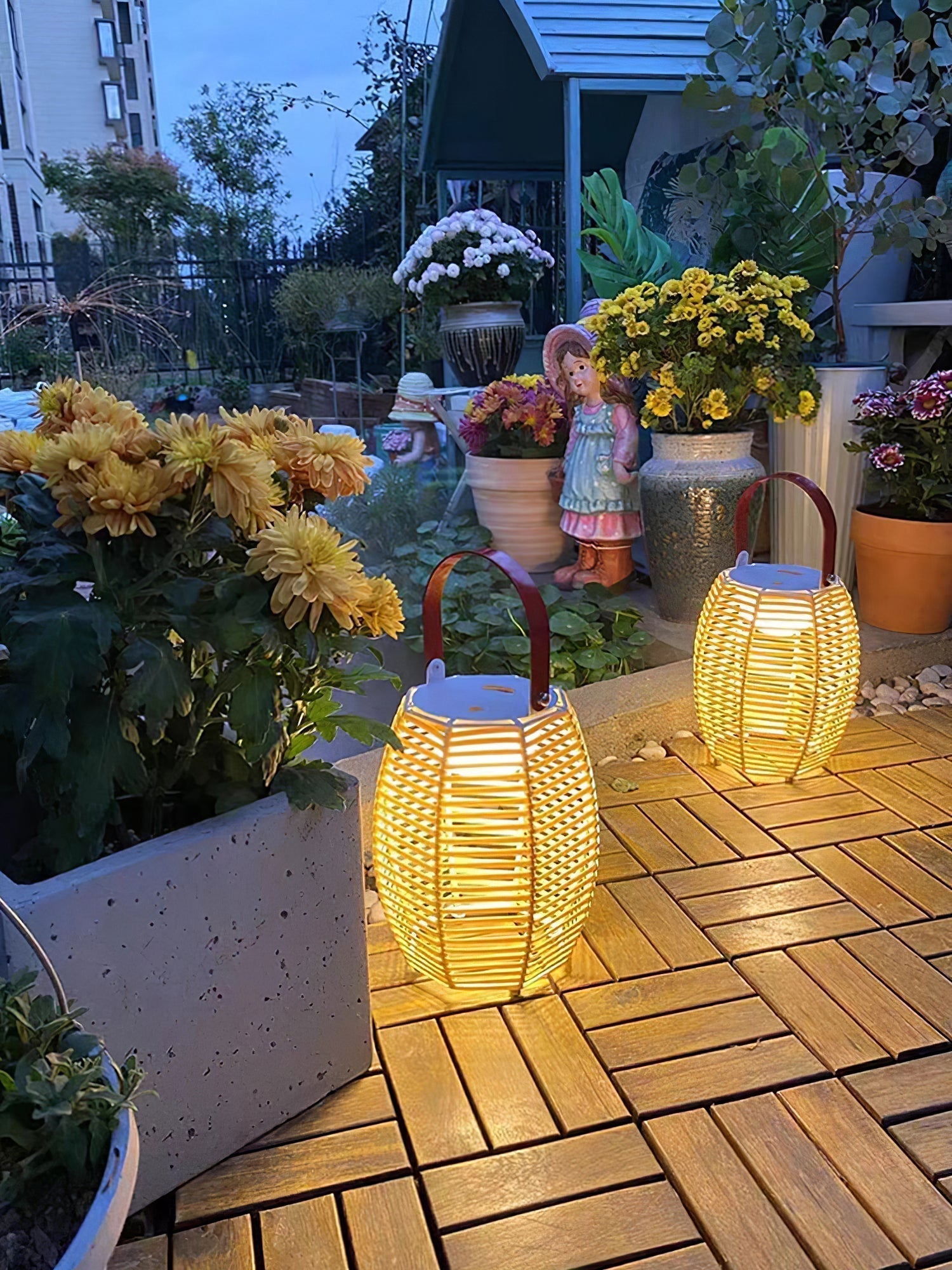 Modern Rechargeable LED Lantern Table Lamp Waterproof Outdoor Portable Task Light