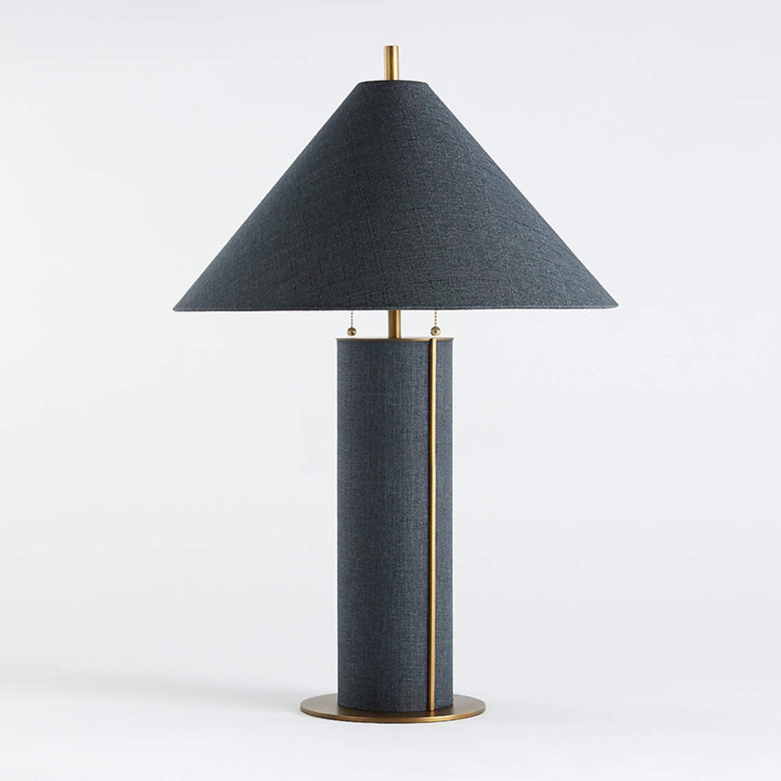 textured-ivory-linen-table-lamp-with-polished-brass-accents-for-elegant-living-spaces